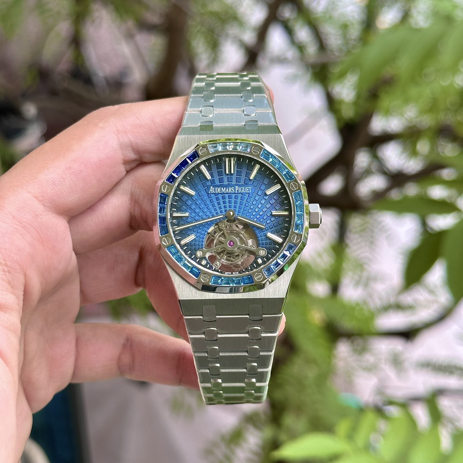 Audemars Piguet Royal Oak 26521TI Tourbillon Cadran Bleu Vif 41 mm