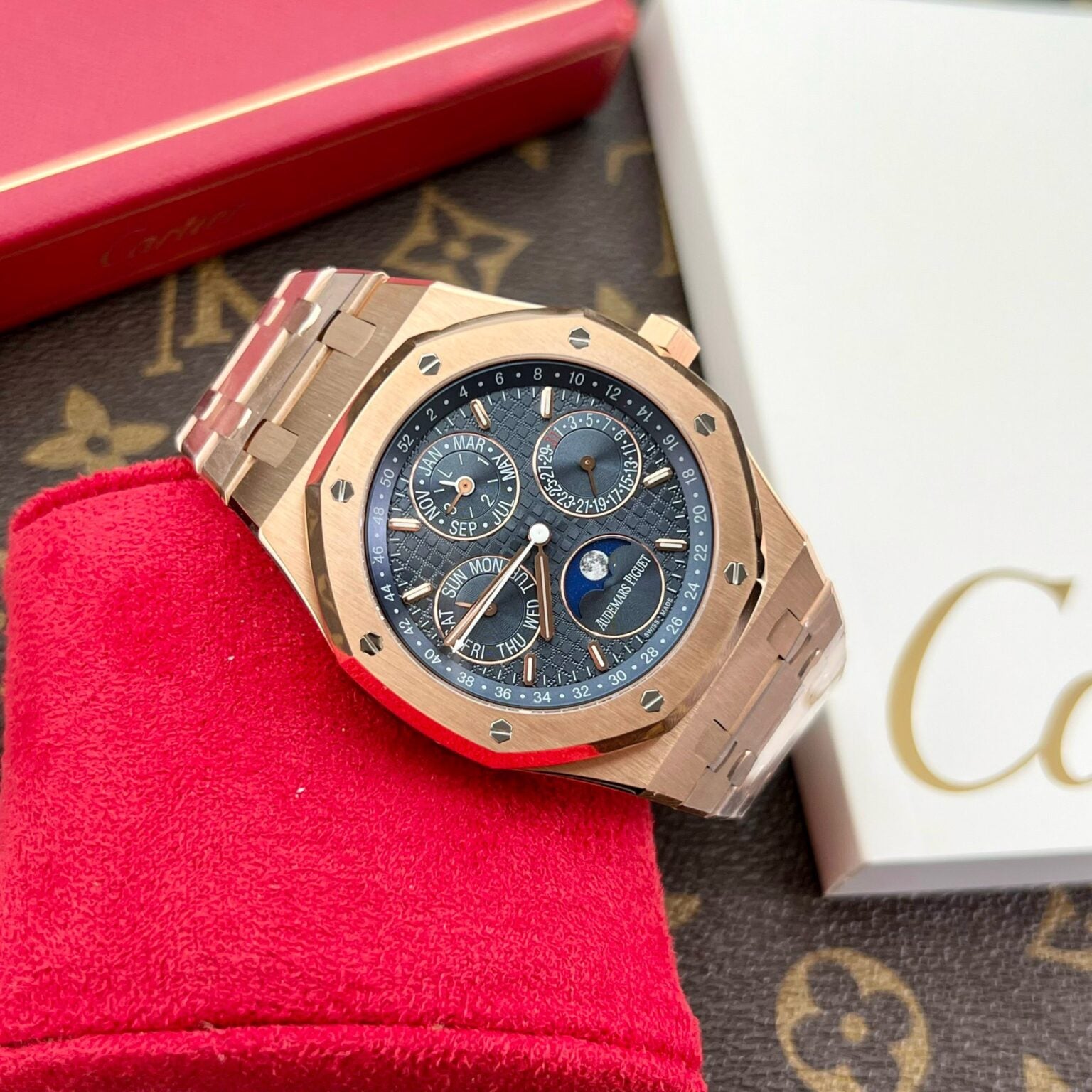 Audemars Piguet Royal Oak 26574OR Cadran Bleu Foncé 41 mm
