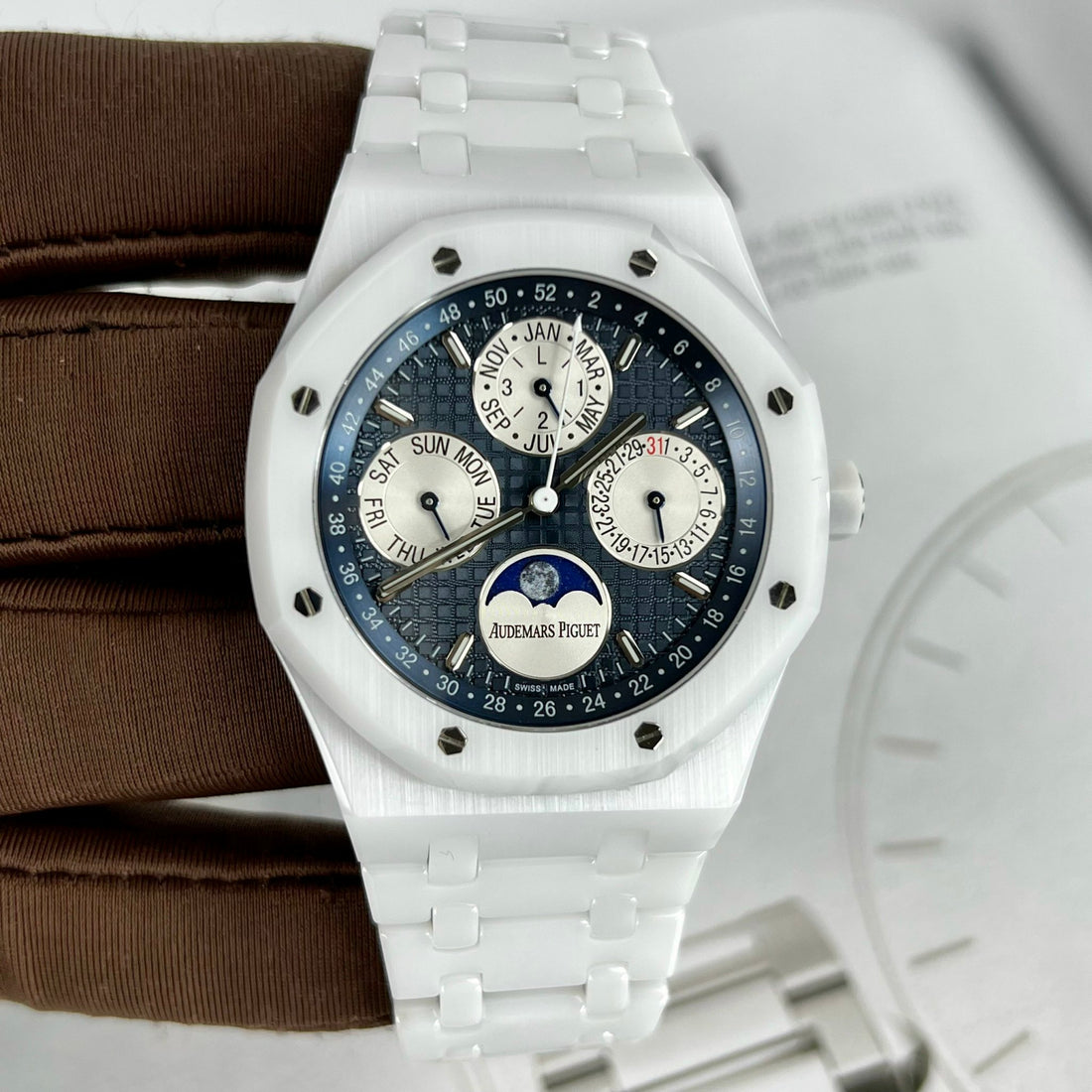 Audemars Piguet Royal Oak 26579CB en Céramique Blanche 41 mm