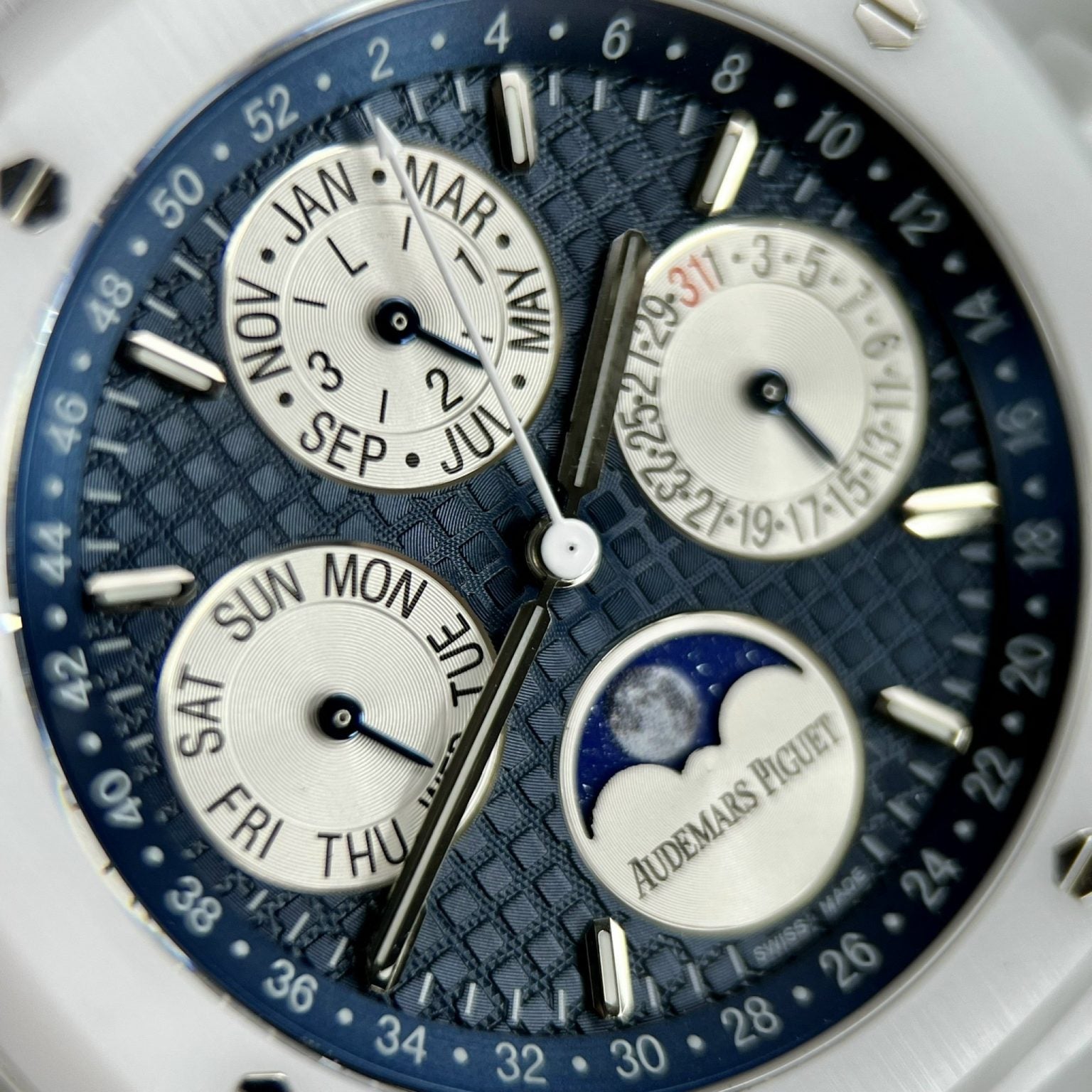 Audemars Piguet Royal Oak 26579CB en Céramique Blanche 41 mm