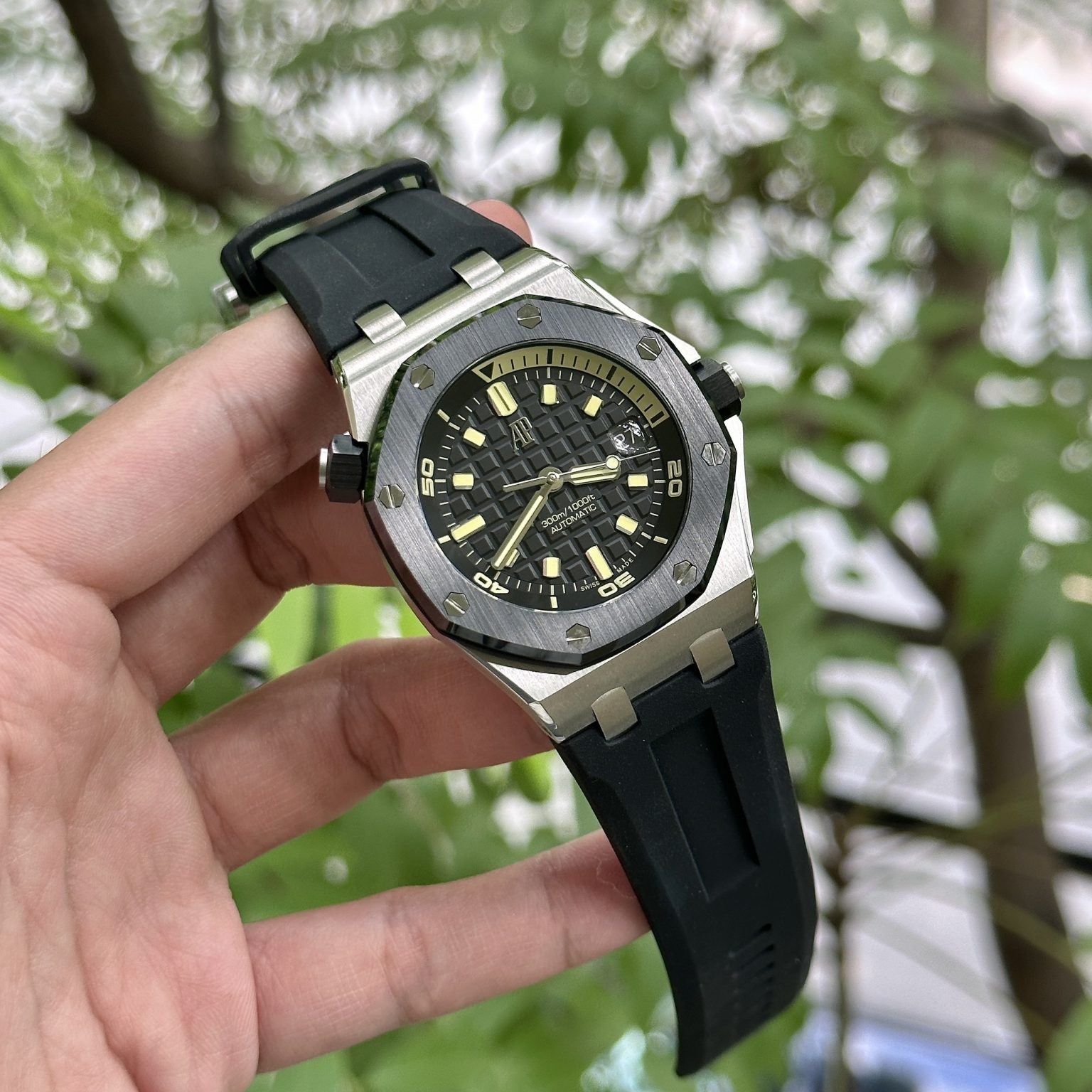 Audemars Piguet Royal Oak Offshore 15720ST Noire 42 mm