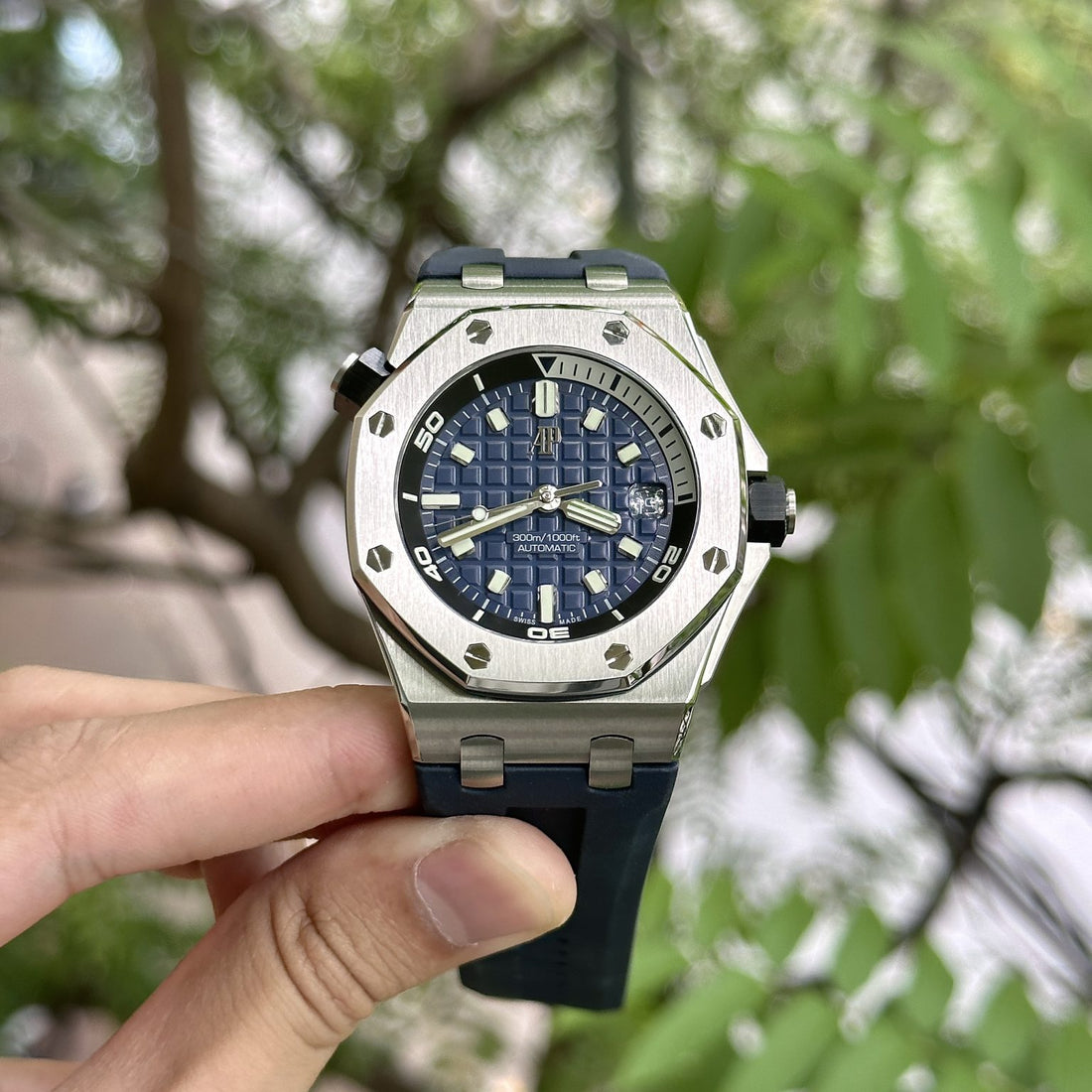 Audemars Piguet Royal Oak Offshore 15720ST Bleu 42 mm