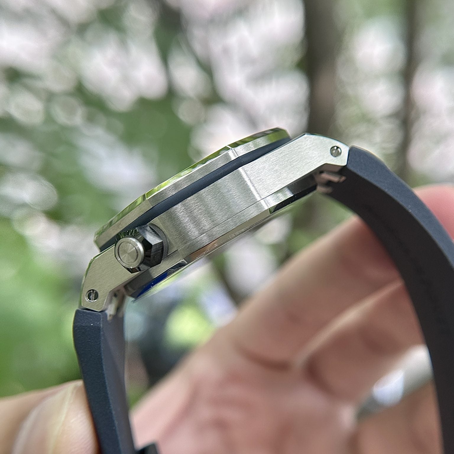 Audemars Piguet Royal Oak Offshore 15720ST Bleu 42 mm