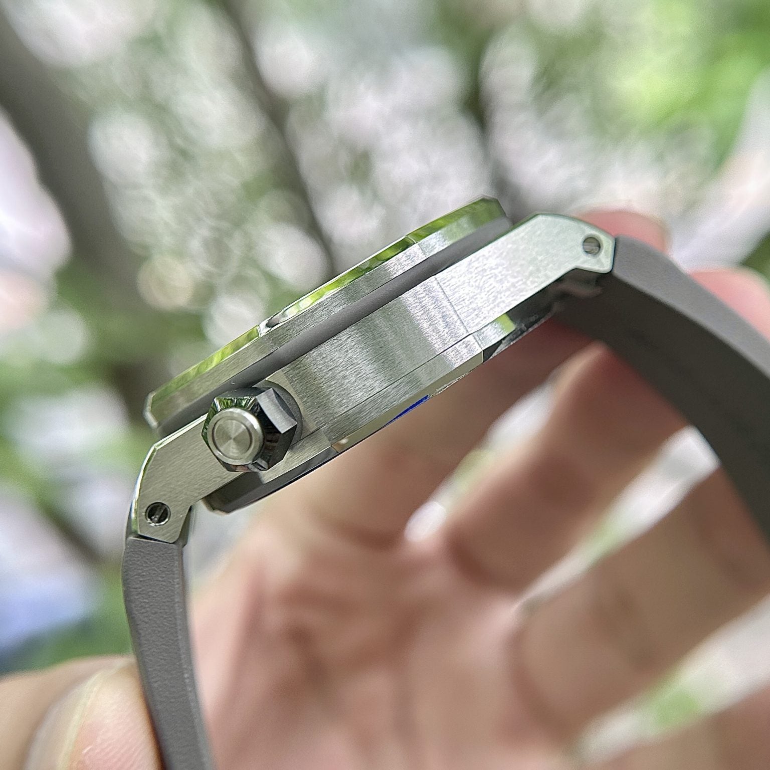 Audemars Piguet Royal Oak Offshore 15720ST Gris 42 mm