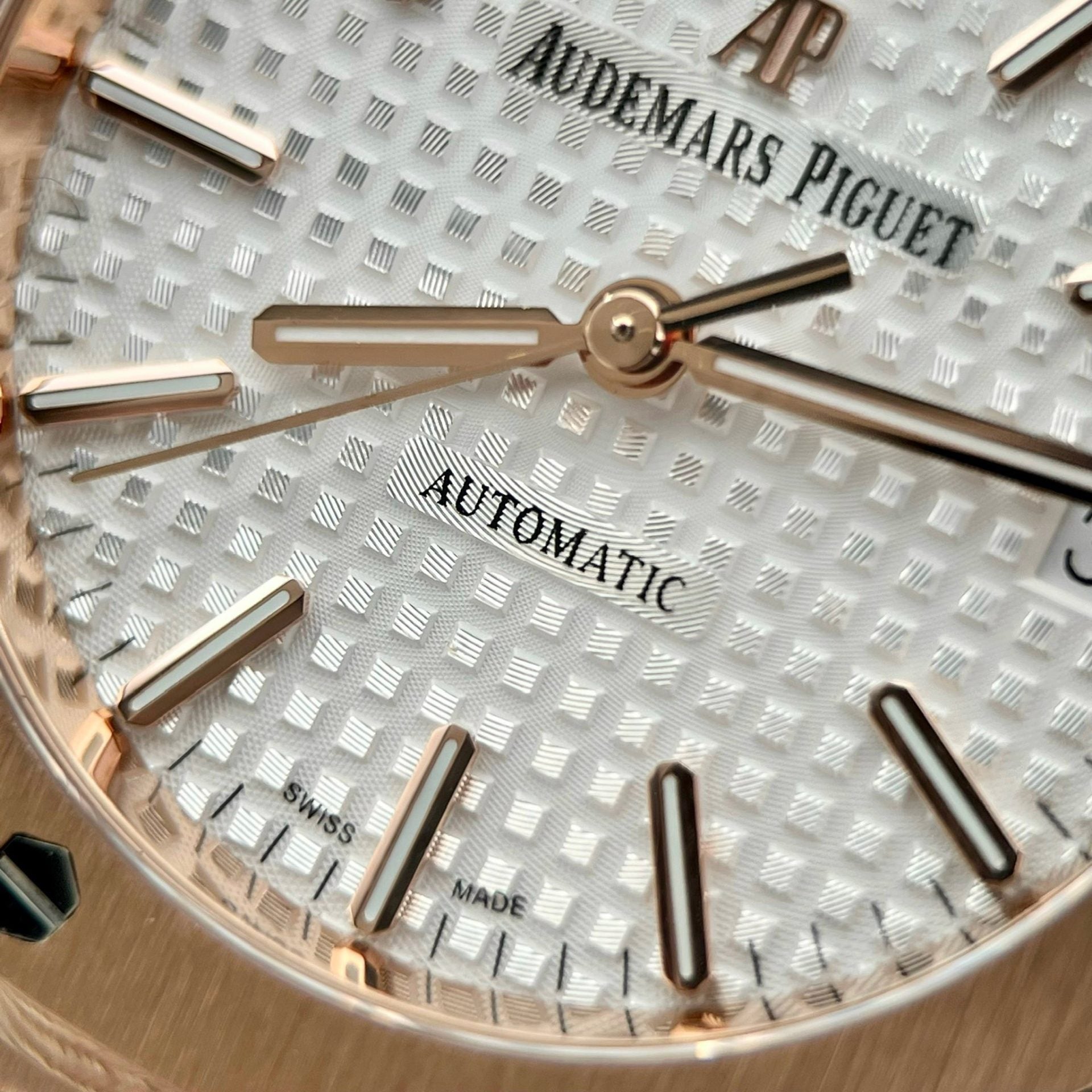 Audemars Piguet Royal Oak 15450 Or blanc IP Factory 37 mm