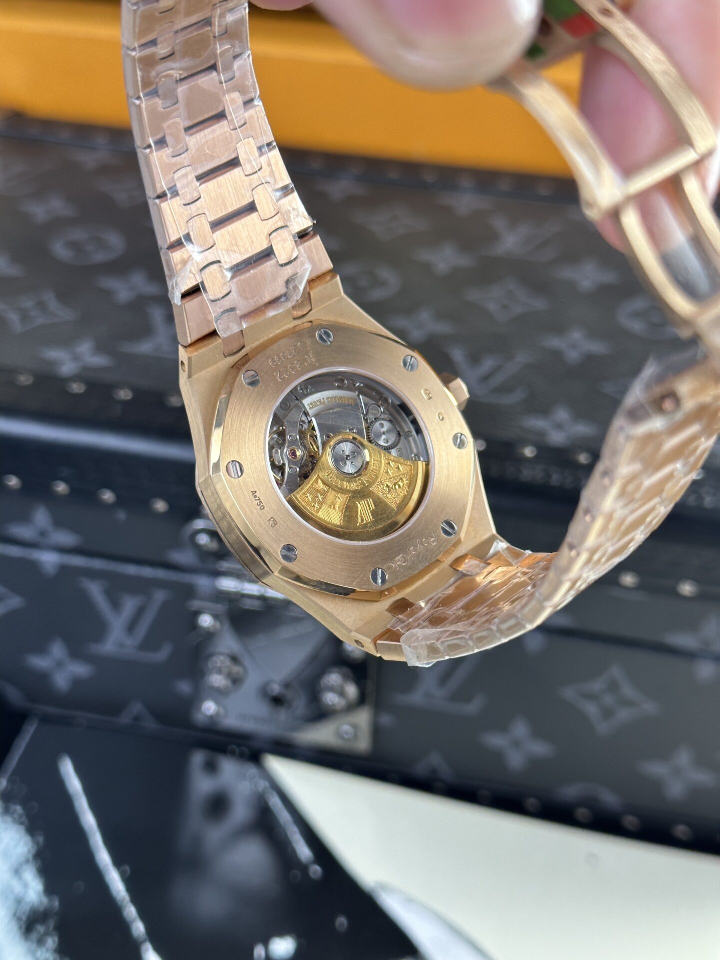Audemars Piguet Royal Oak 15400OR Cadran Noir 41 mm