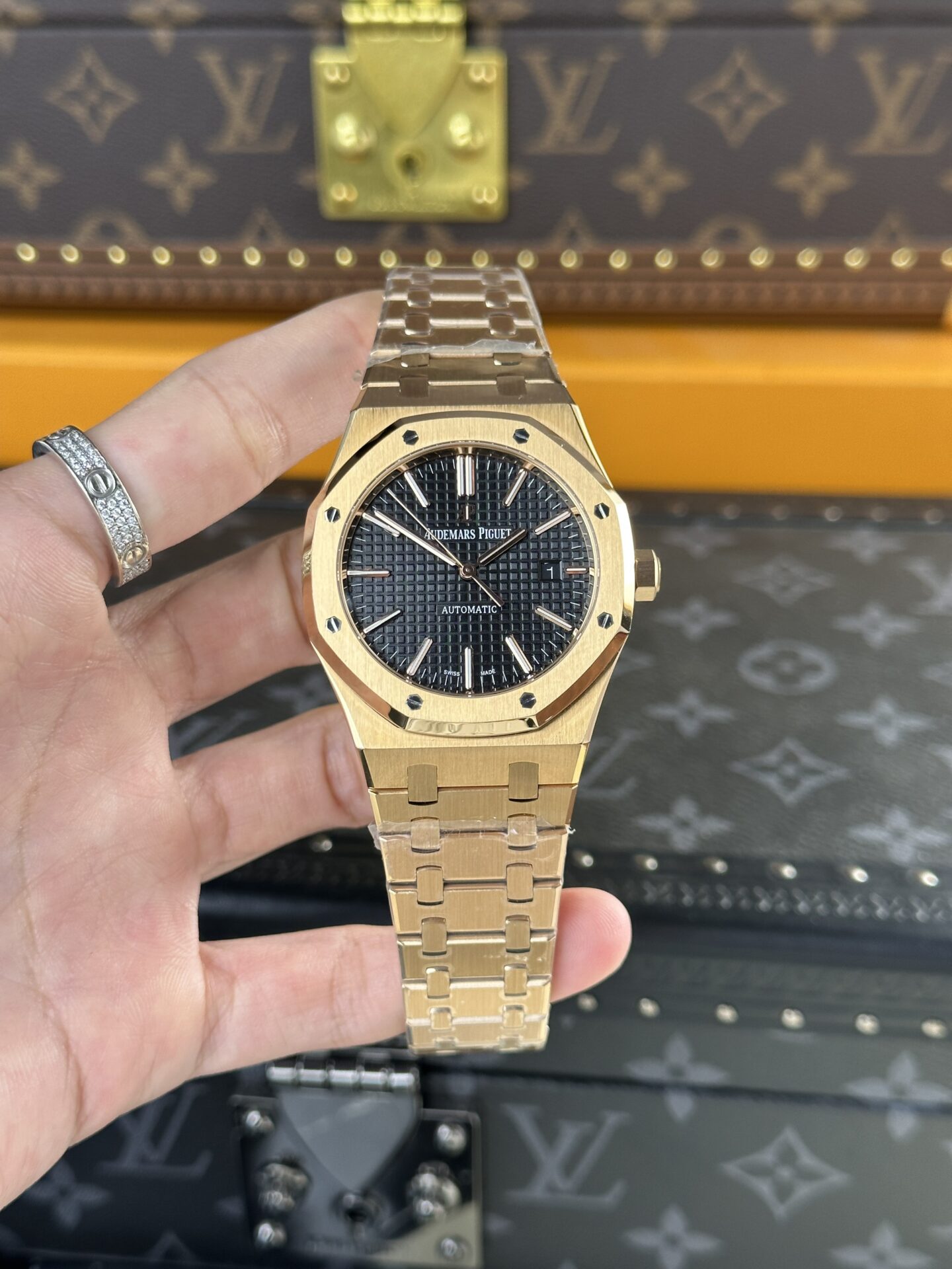 Audemars Piguet Royal Oak 15400OR Cadran Noir 41 mm