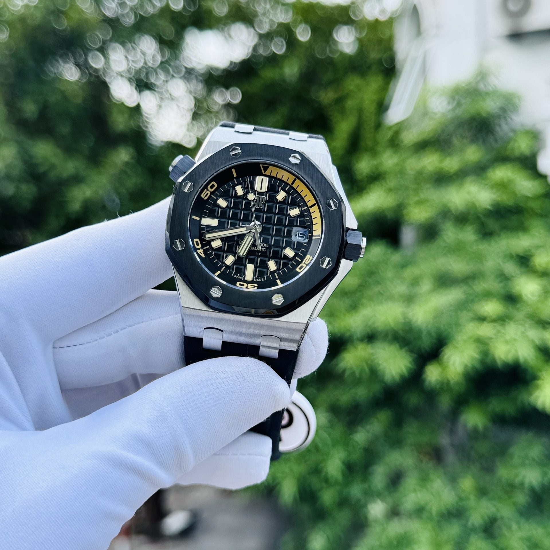 Audemars Piguet Royal Oak 15720ST Cadran Noir IP Factory 42 mm