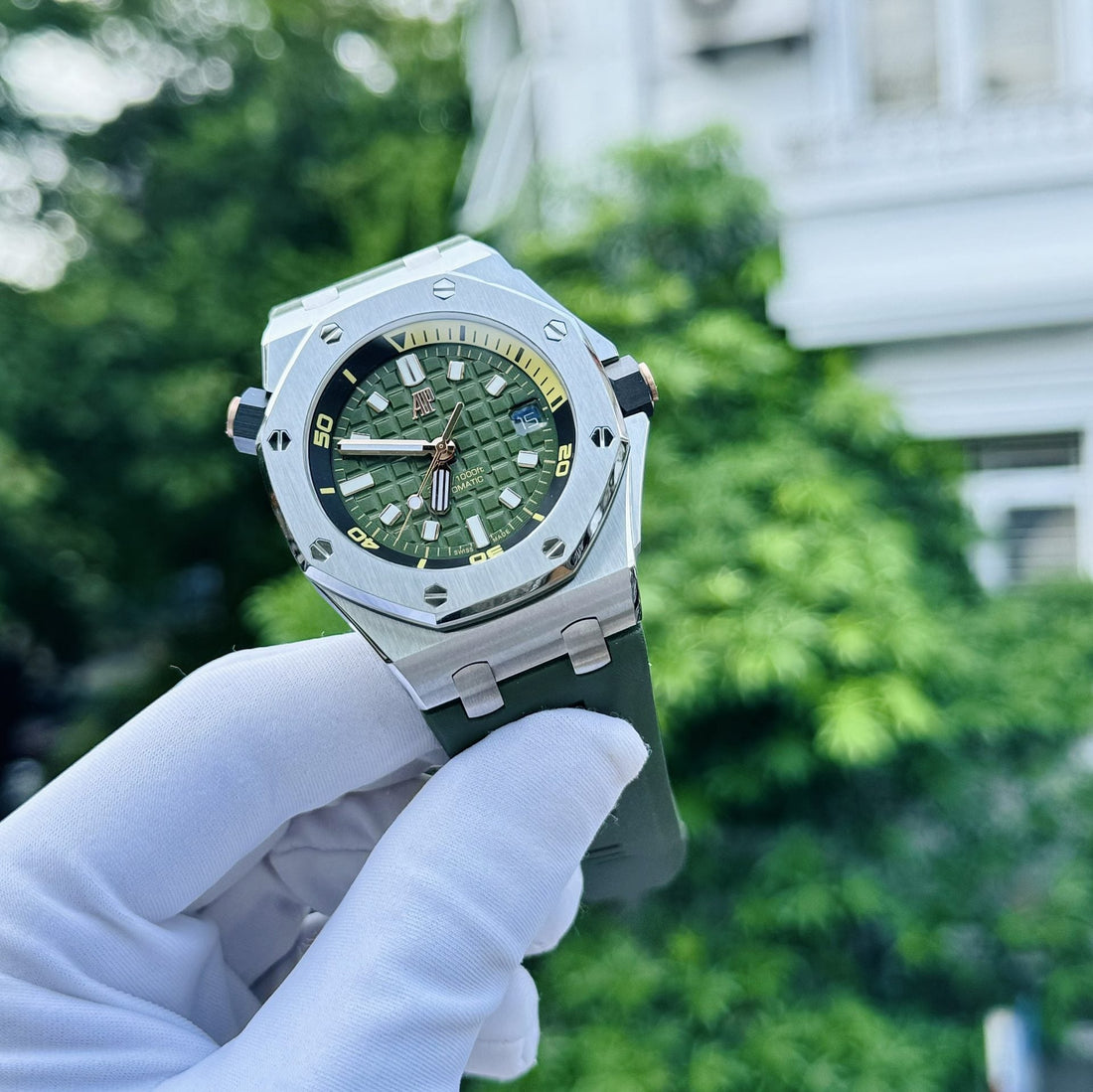 Audemars Piguet Royal Oak 15720ST Cadran Vert IP Factory 42mm