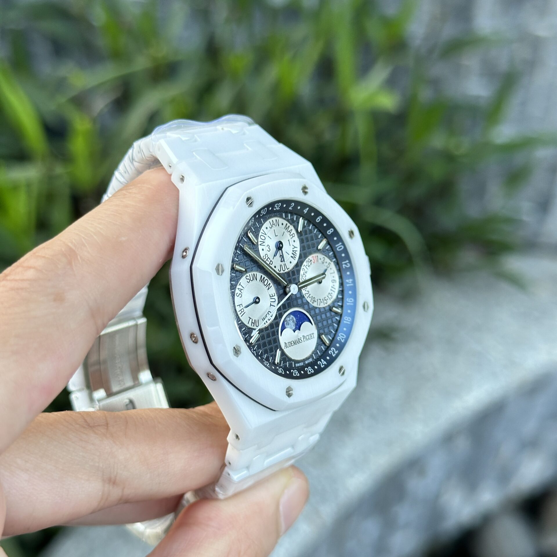 Audemars Piguet Royal Oak Quantième Perpétuel 26579CB Céramique Blanche 42 mm