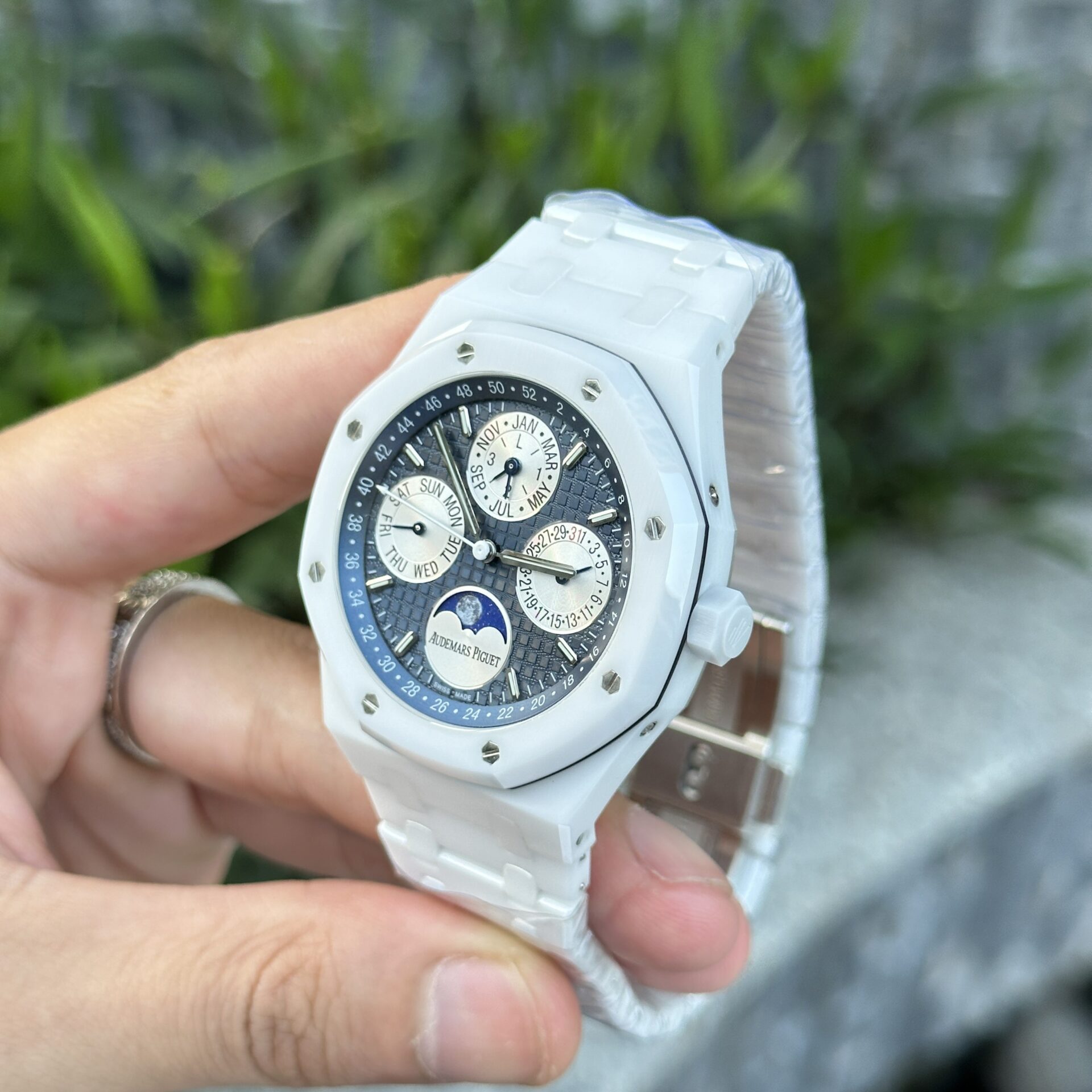 Audemars Piguet Royal Oak Quantième Perpétuel 26579CB Céramique Blanche 42 mm