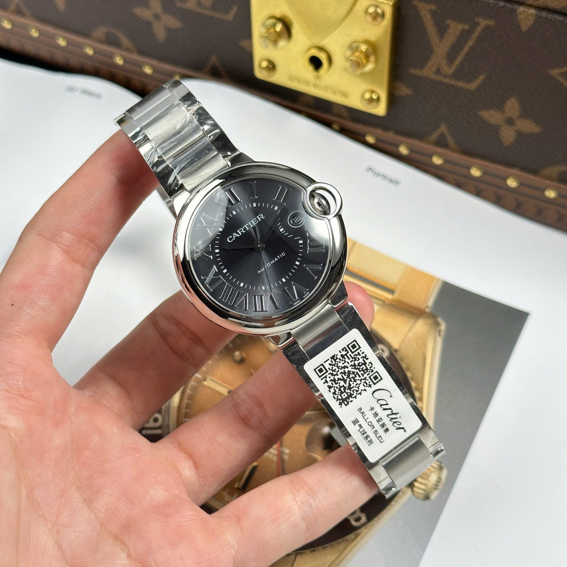 Montre Cartier Ballon Bleu Cadran Gris Fil Métal 40 mm