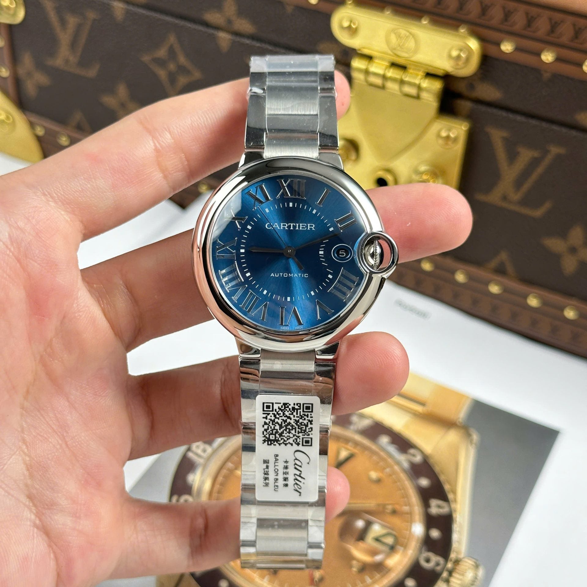 Montre Cartier Ballon Bleu Cadran Bleu Fil Métal 40 mm