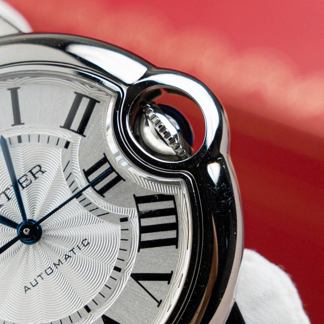 Montre Cartier Ballon Bleu W6920046, cadran blanc, fil métallique, 36 mm
