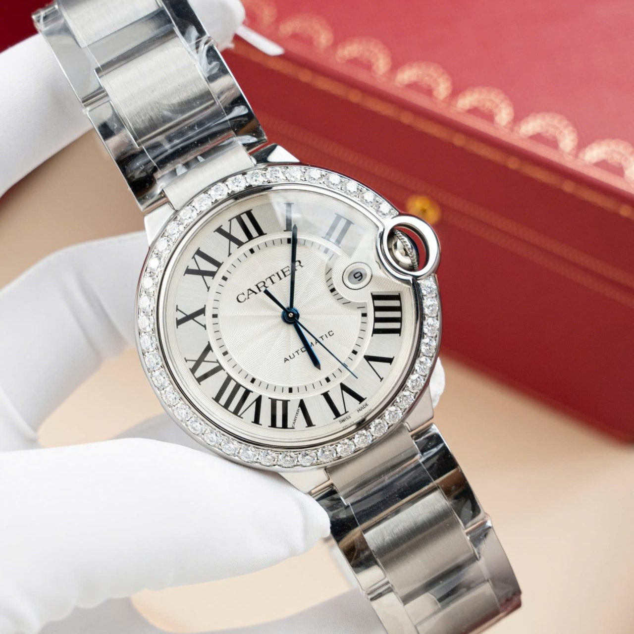 Cartier Ballon Bleu WE9009Z3 Cadran Blanc Lunette Diamant Moissanite 42 mm