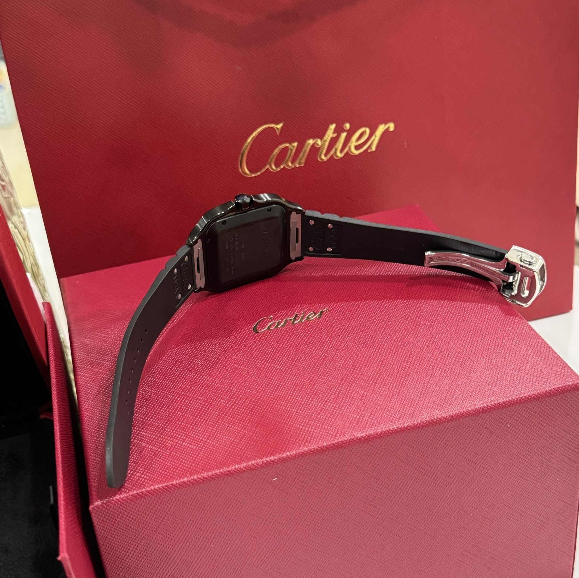 Cartier Santos WSSA0039 Schwarzes Kautschukarmband 39,8 mm