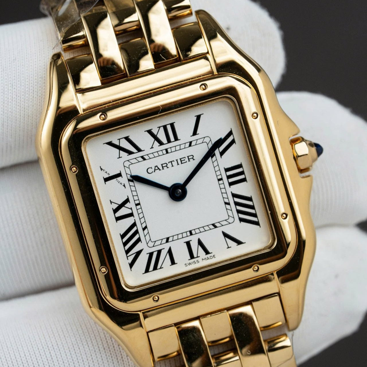 Montre Cartier Panthère WGPN0009, cadran blanc, fil métallique, 27 x 37 mm