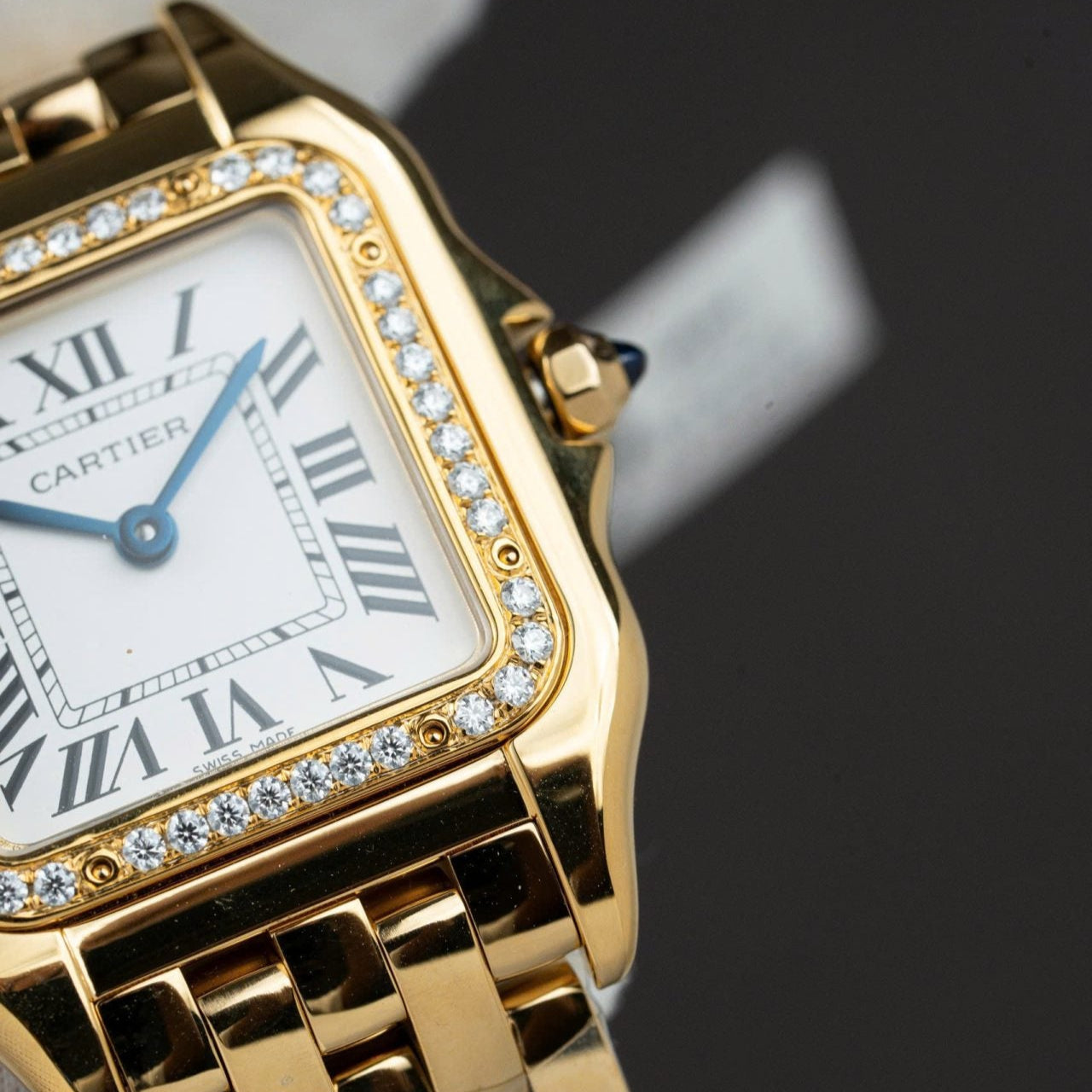 Montre Cartier Panthère WJPN0015, cadran blanc, lunette diamants, moissanite, 27 x 37 mm