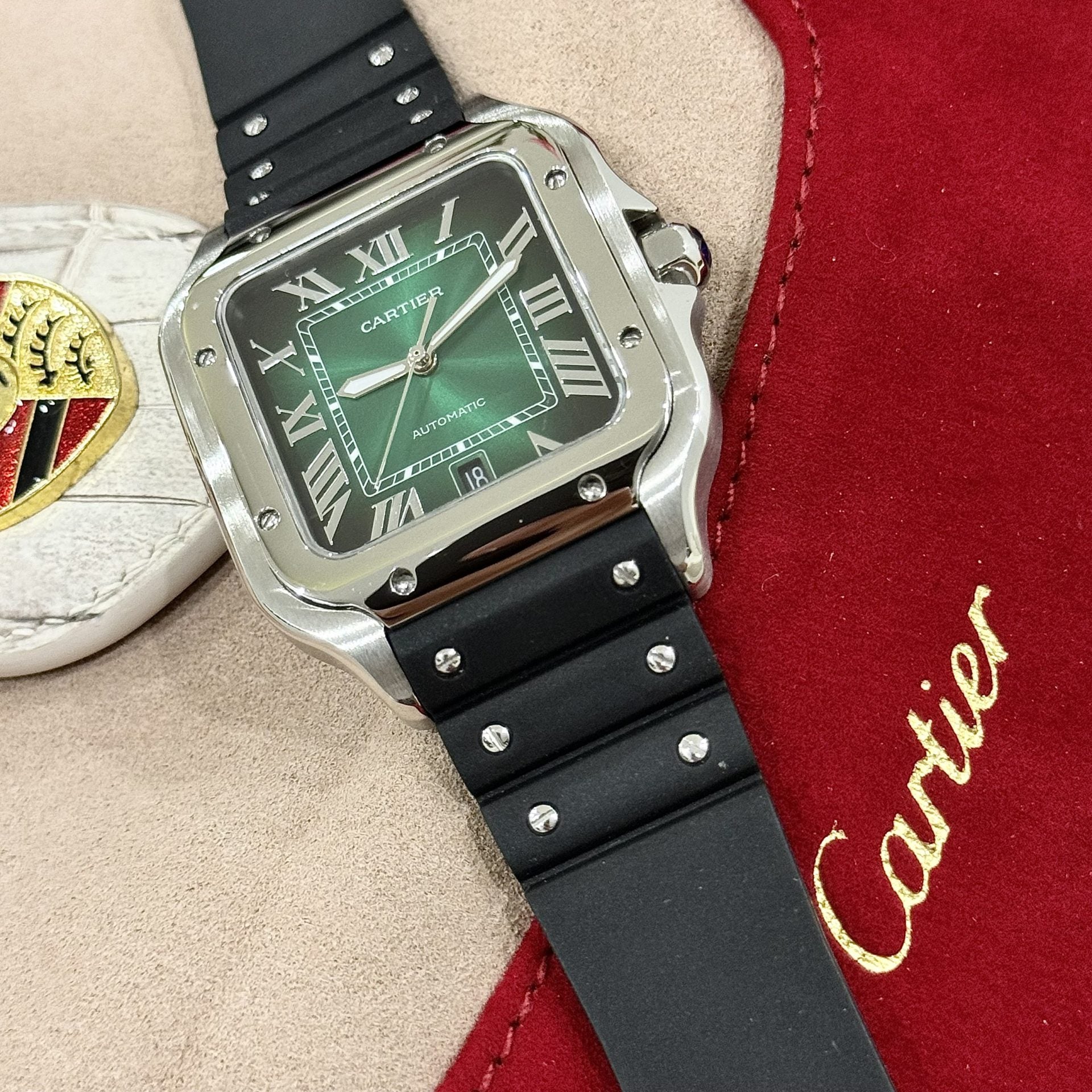 Montre Cartier Santos WSSA0061 avec cadran vert et bracelet en caoutchouc, 39,8 mm