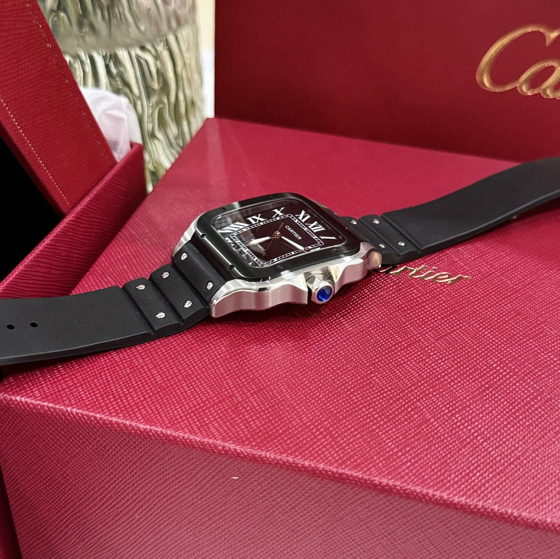 Cartier Santos watch with black dial and Roman numerals, 39.8 mm