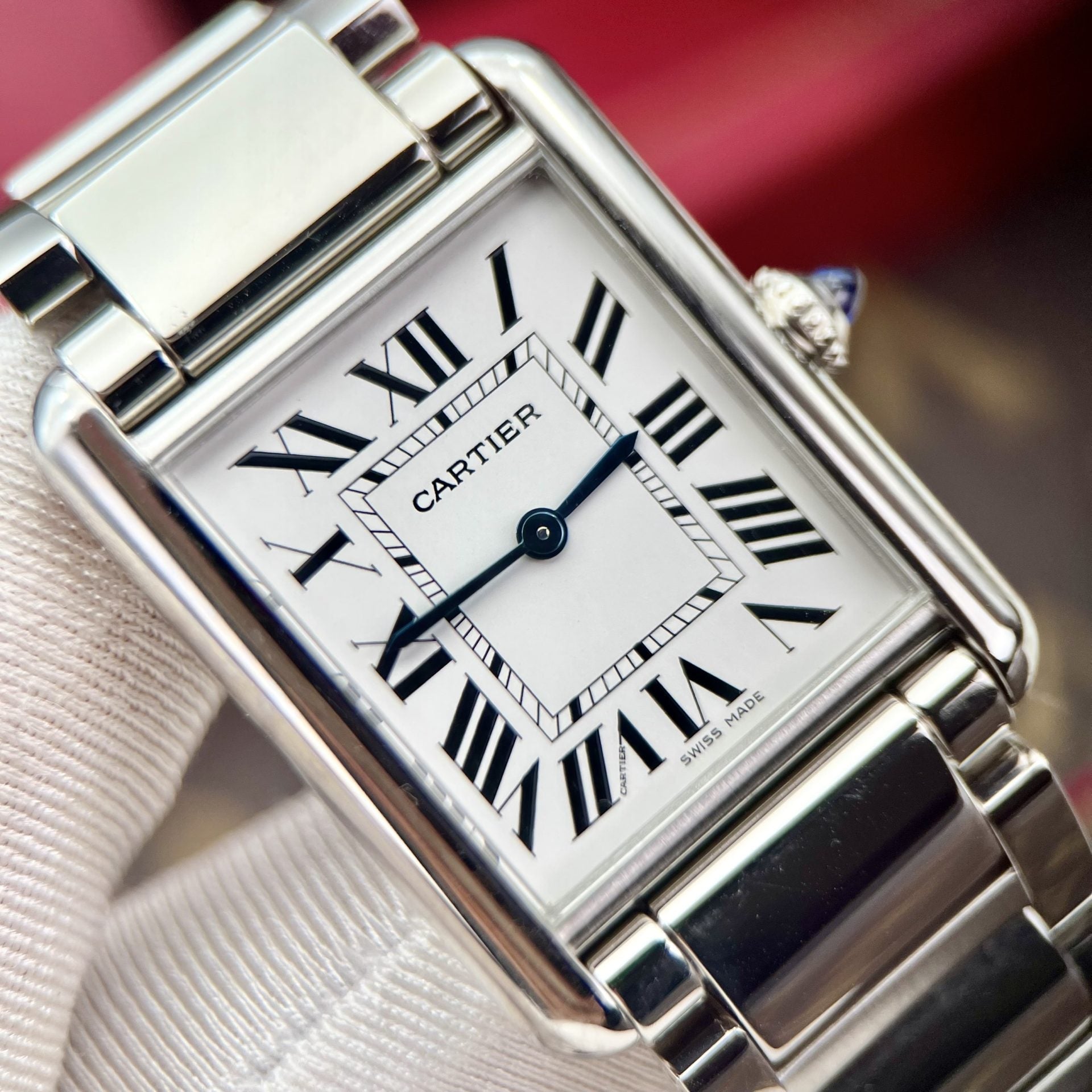 Montre Cartier Tank Must cadran blanc fil métallique 31 x 41 mm