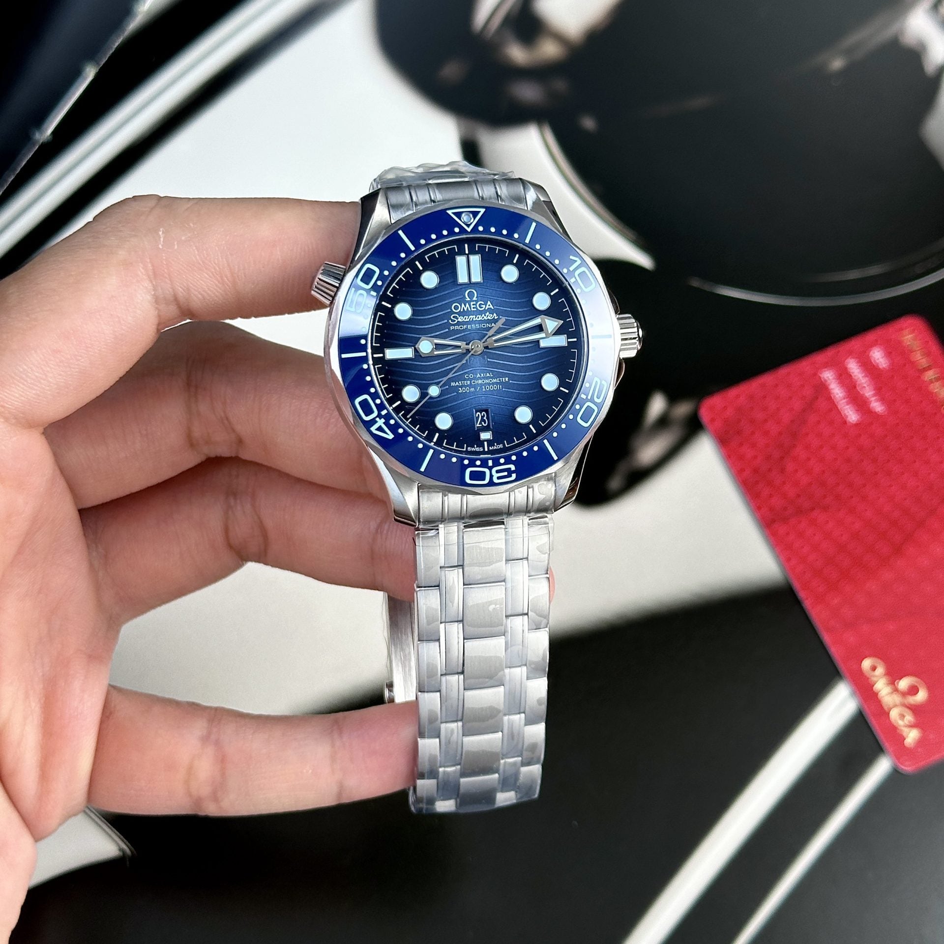 Omega Seamaster Sommerblaues Zifferblatt 42 mm