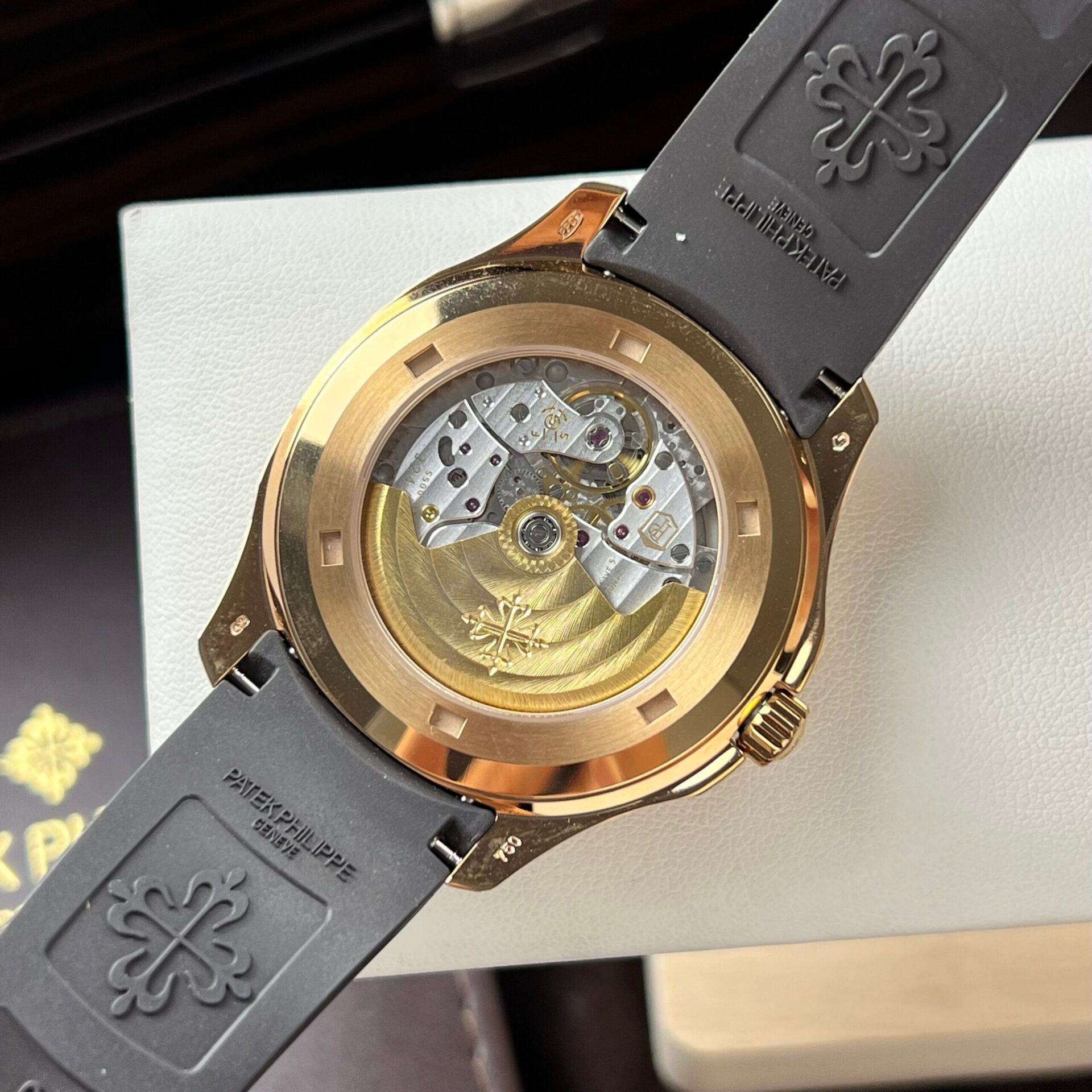 Patek Philippe Aquanaut 5167 plaqué or rose, cadran chocolat 3K, 40 mm, usine