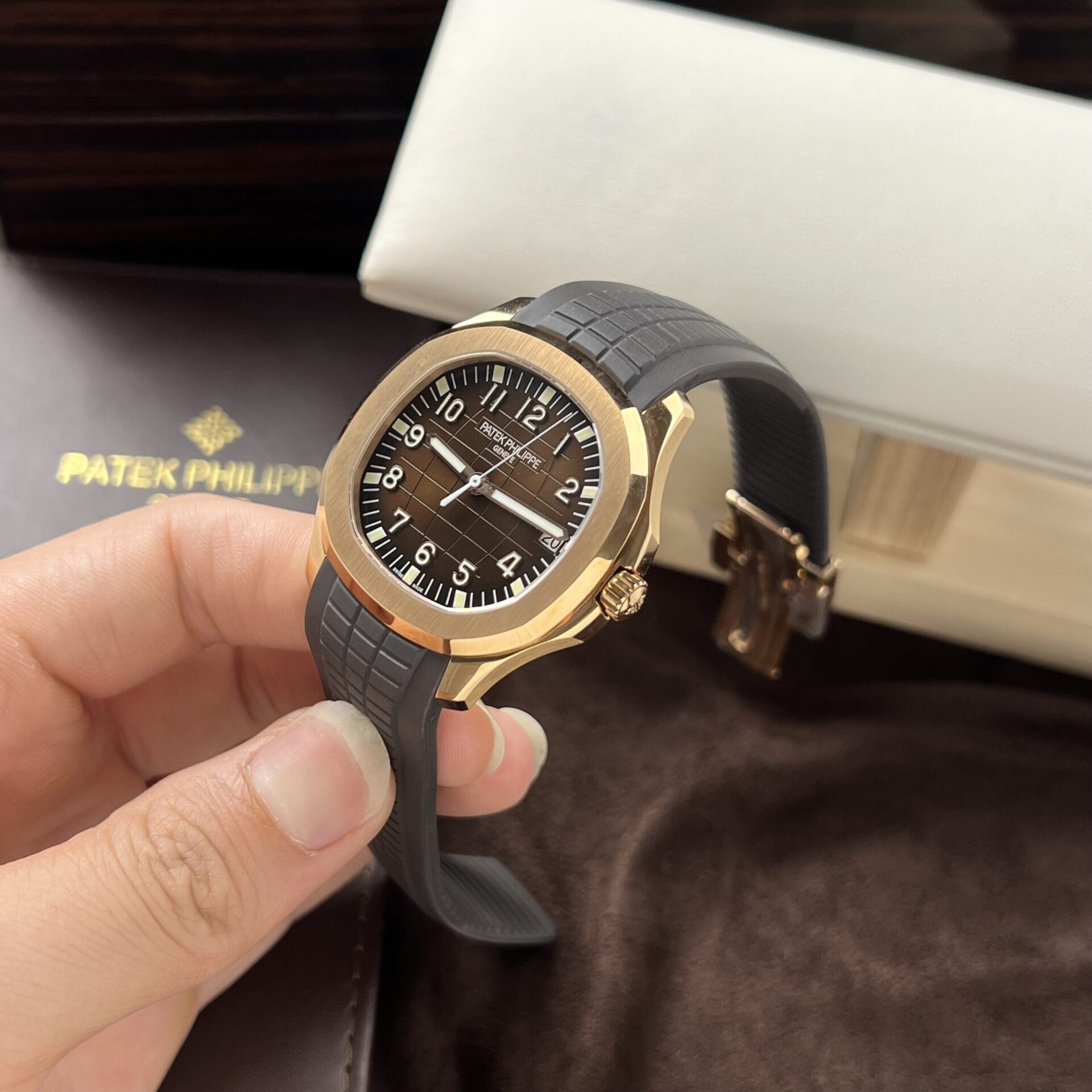 Patek Philippe Aquanaut 5167 plaqué or rose, cadran chocolat 3K, 40 mm, usine