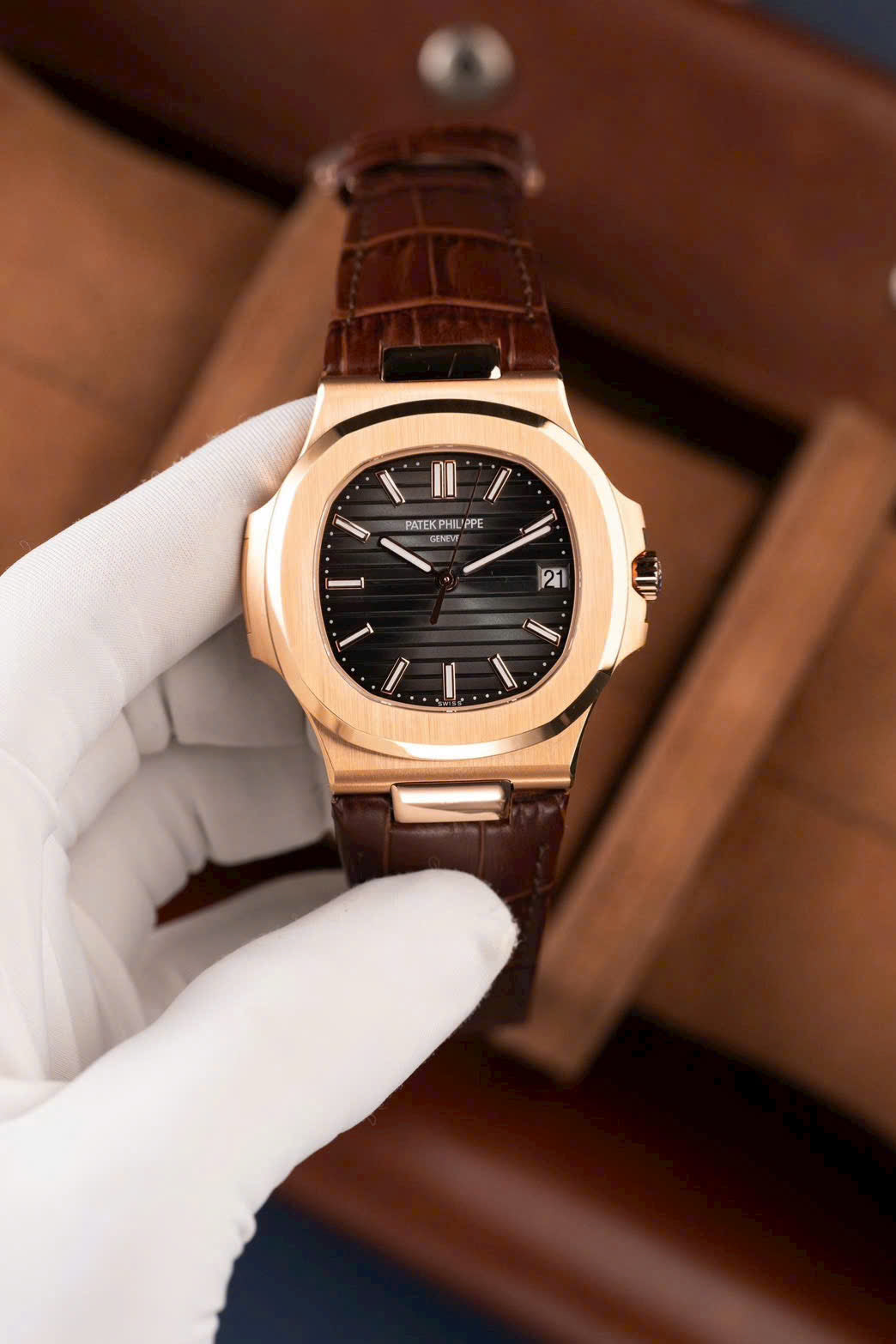 Patek Philippe Nautilus 5711R Cadran gris Bracelet cuir BBF Factory 40 mm