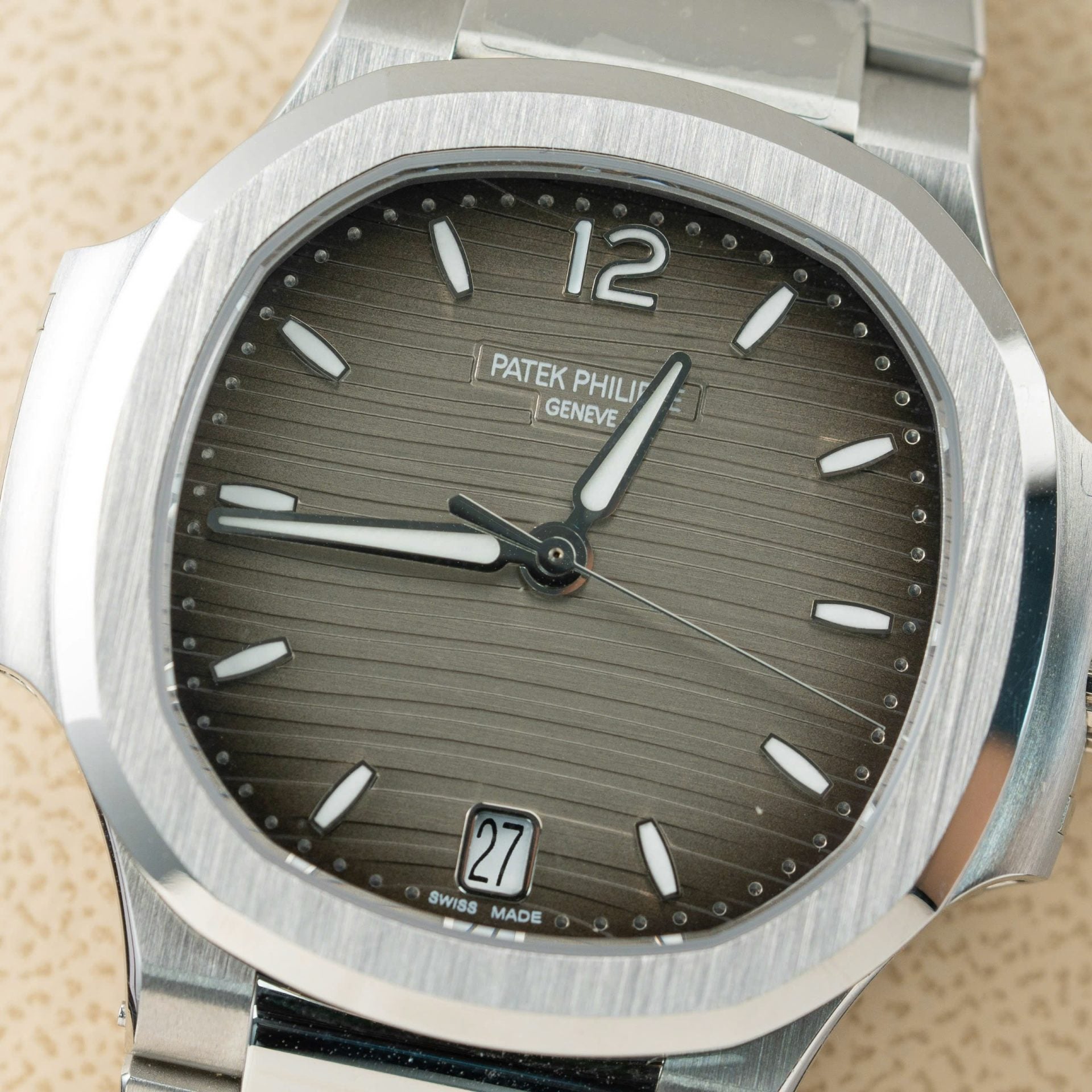 Patek Philippe Nautilus 7118 Cadran Gris 3K Factory 35,2 mm