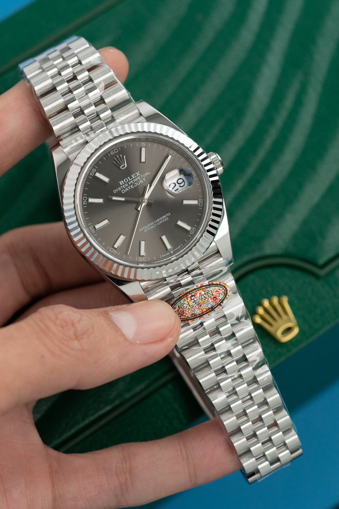 Rolex DateJust 126334 Cadran Gris lumineux 41mm