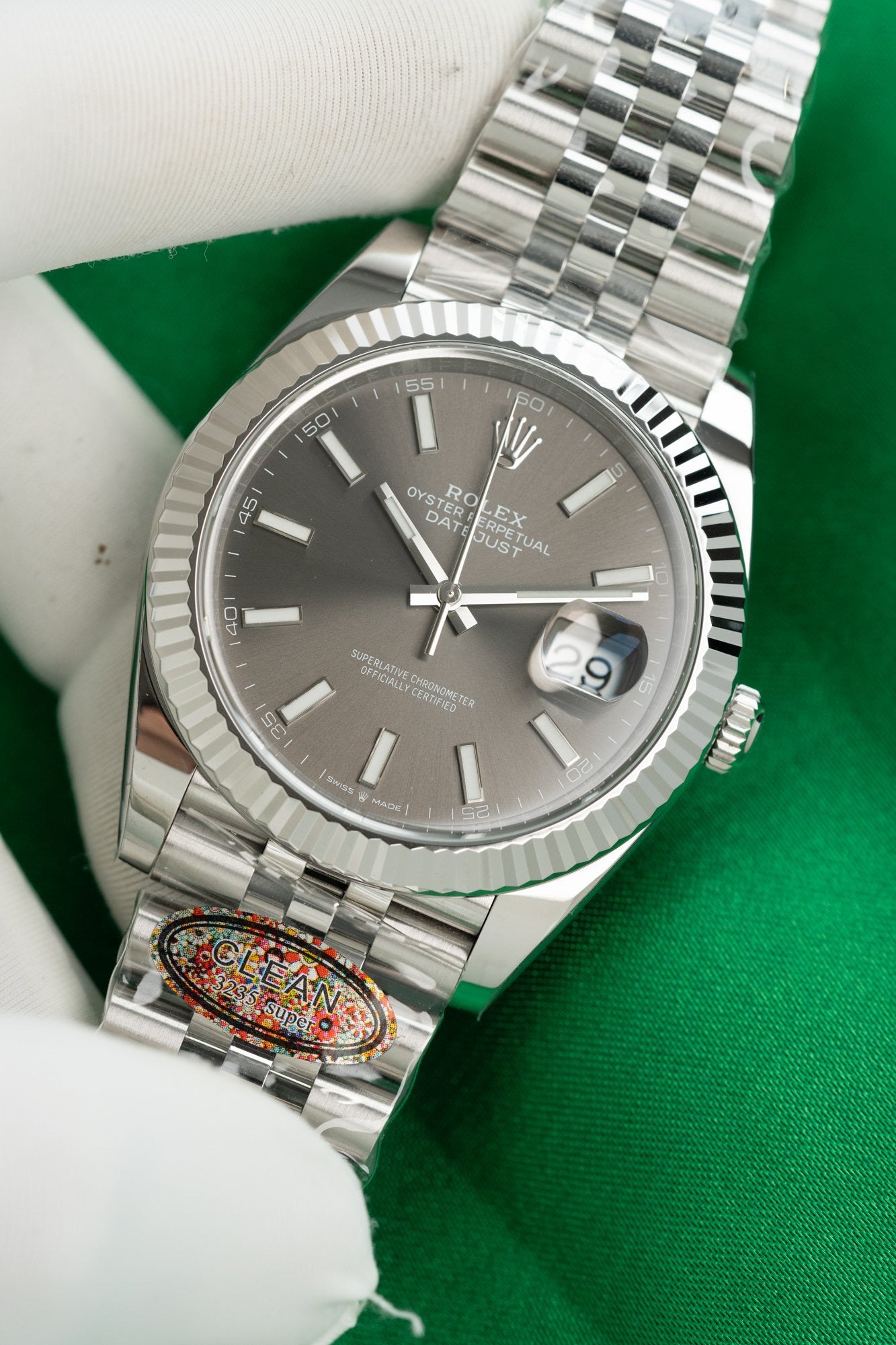Rolex DateJust 126334 Cadran Gris lumineux 41mm