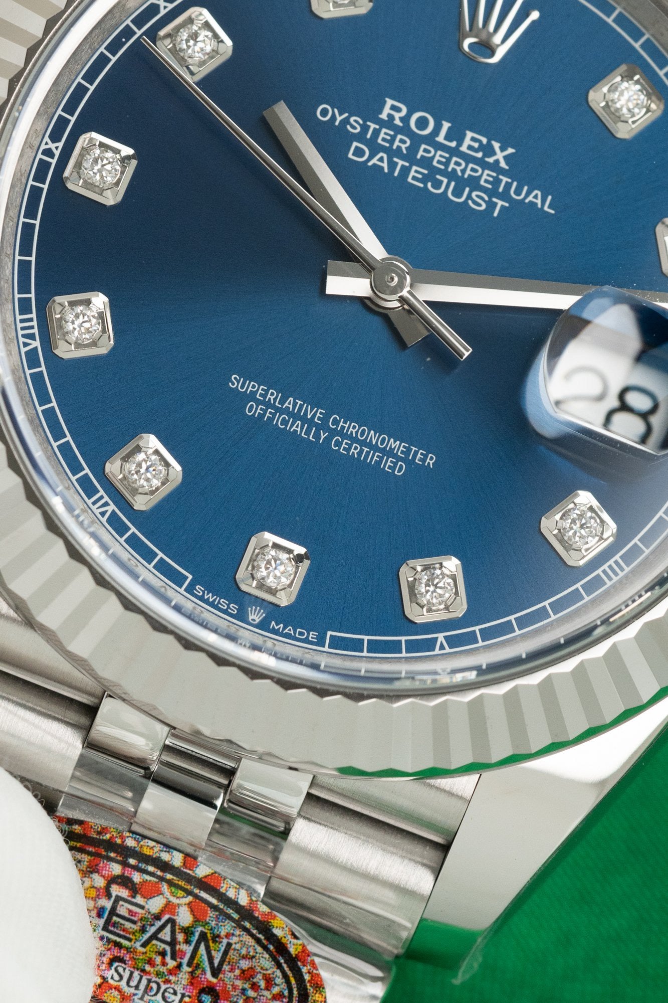 Rolex DateJust 126334 Cadran bleu avec chiffres pierre 41mm