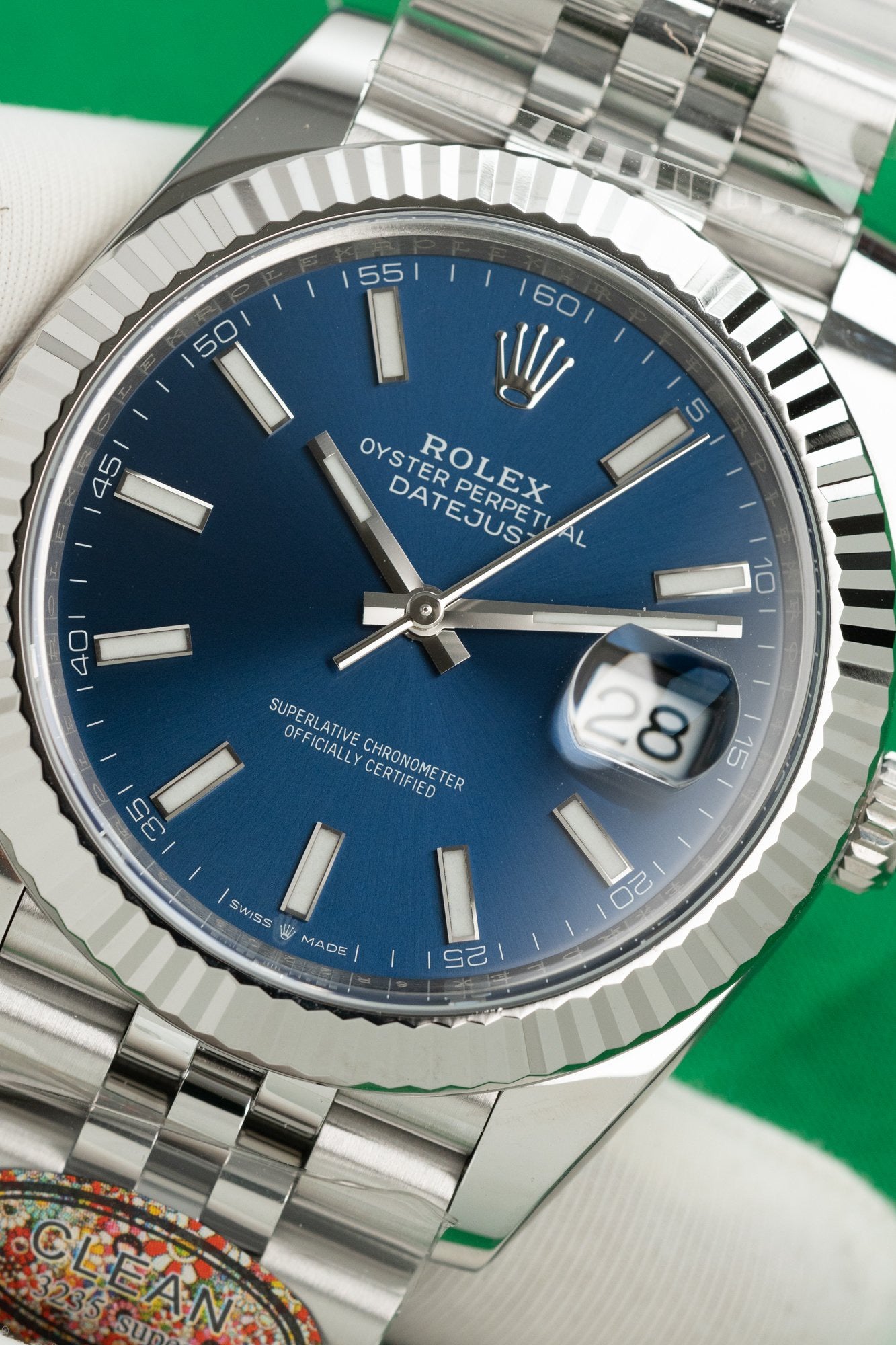 Rolex DateJust 126334 Cadran Bleu - Numéro Lumineux 41mm