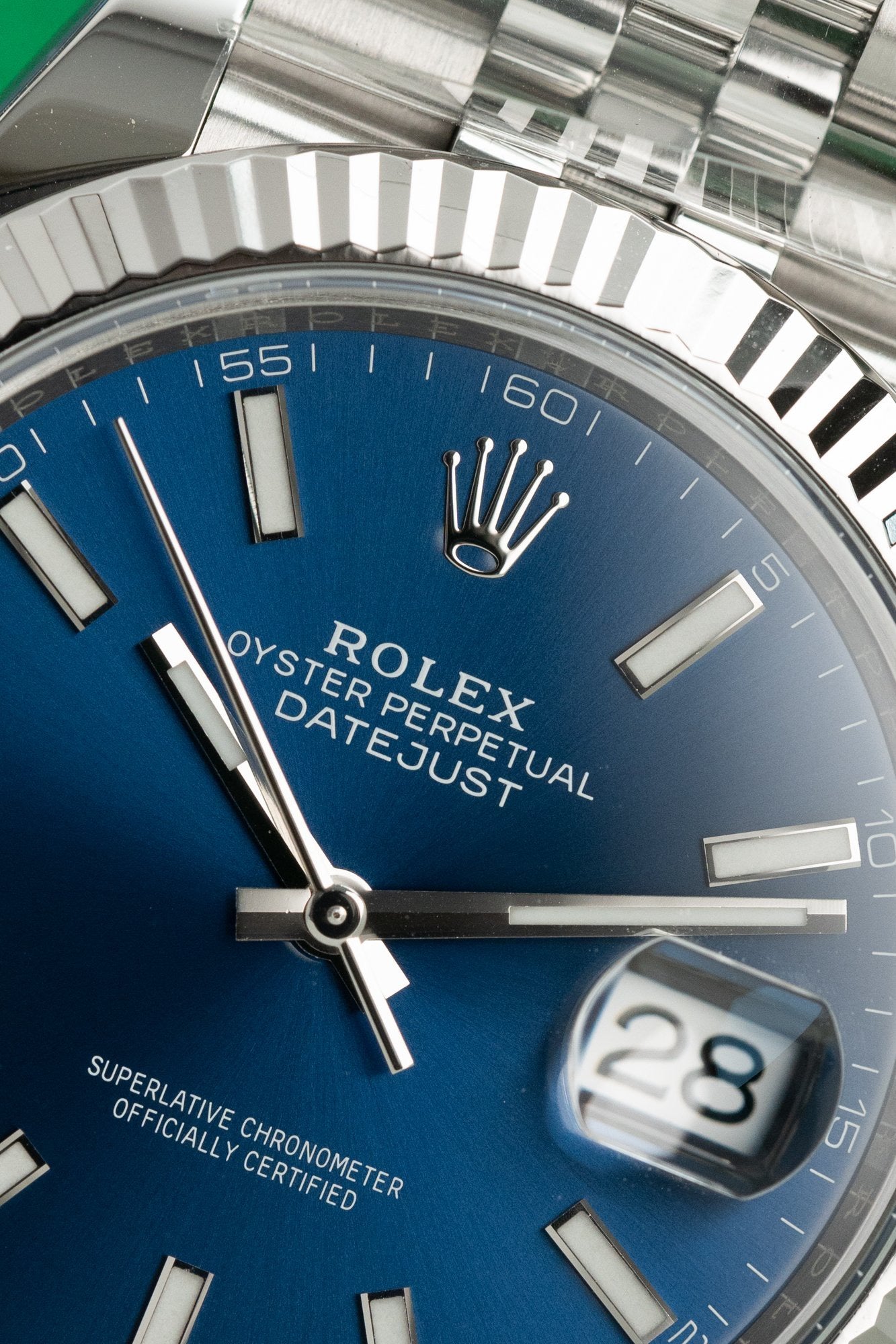 Rolex DateJust 126334 Cadran Bleu - Numéro Lumineux 41mm