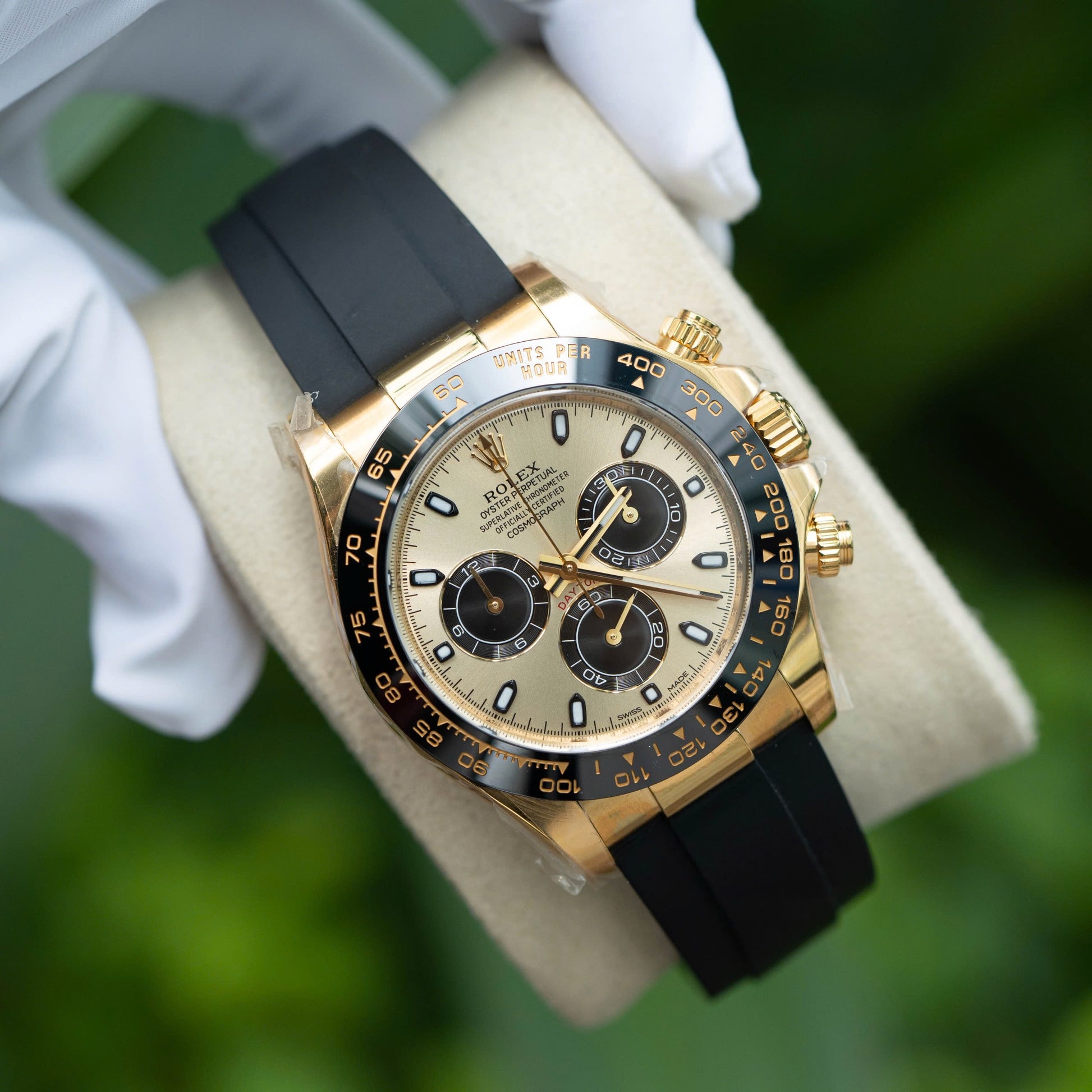 Rolex Cosmograph Daytona 116518LN Pikachu 40mm