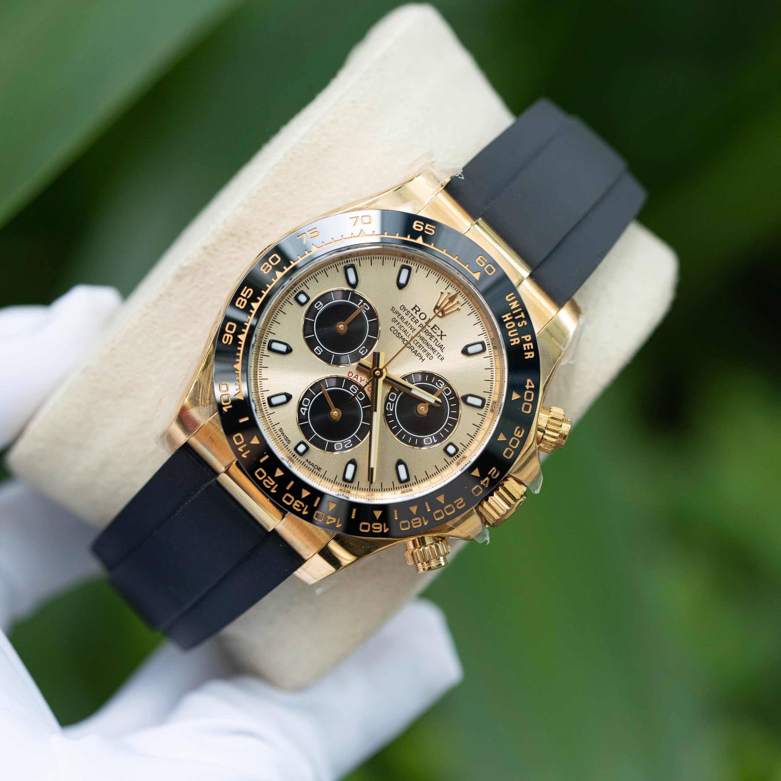 Rolex Cosmograph Daytona 116518LN Pikachu 40mm