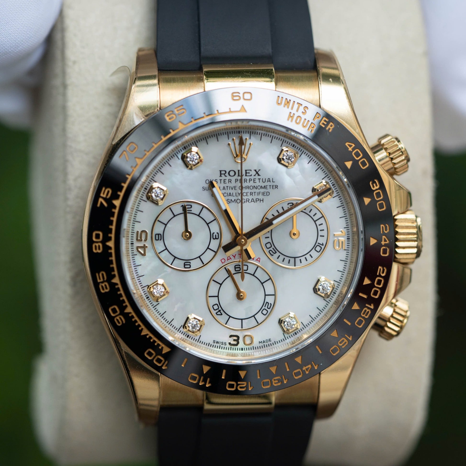 Rolex Daytona 116518LNs Cadran Nacre & Moissanite Diamants 40mm