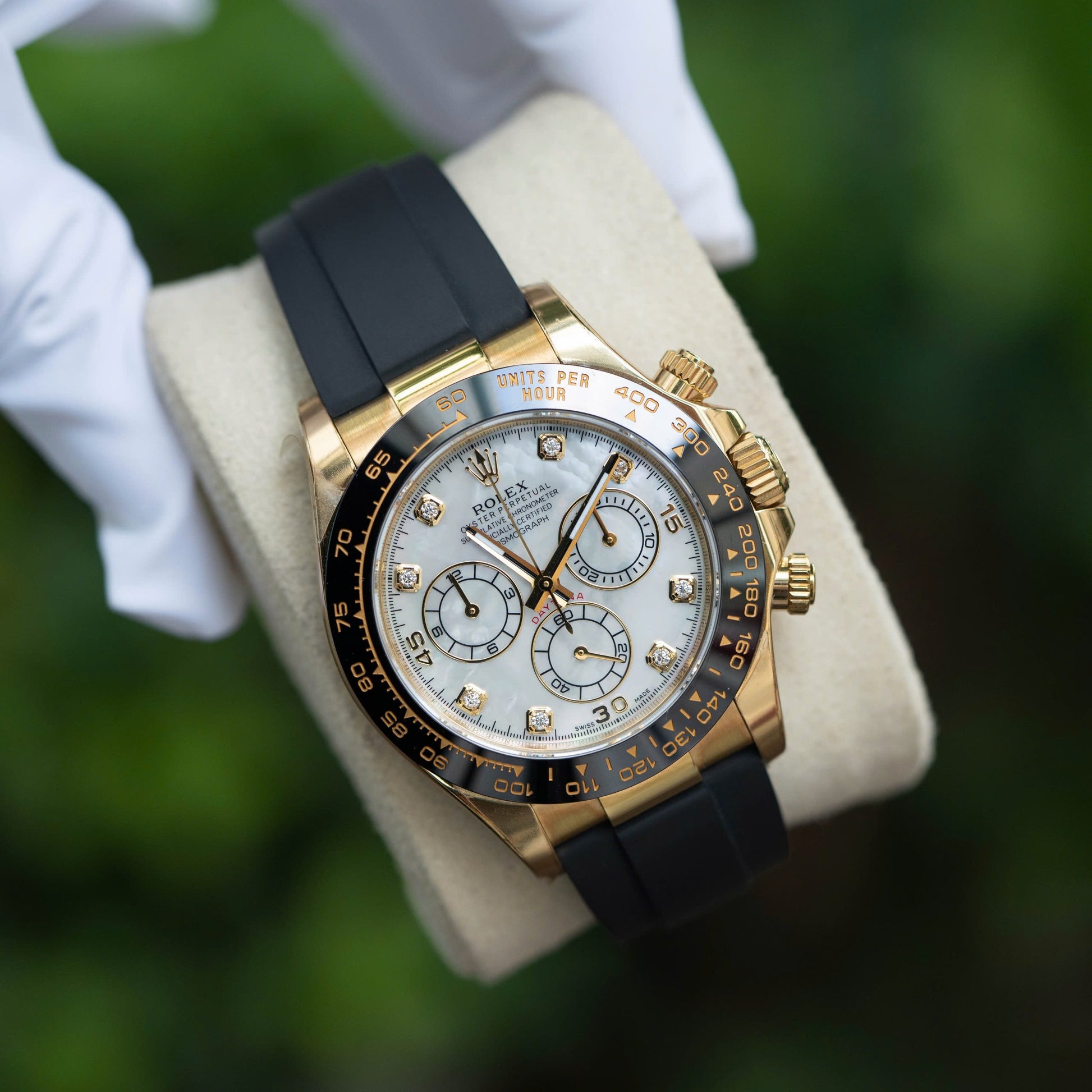 Rolex Daytona 116518LNs Cadran Nacre & Moissanite Diamants 40mm