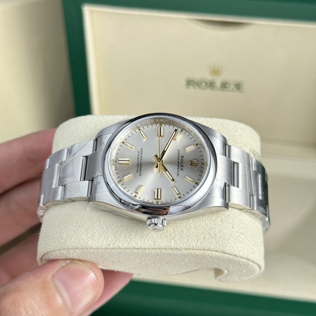 Rolex Oyster Perpetual 126000 Cadran argenté 36 mm