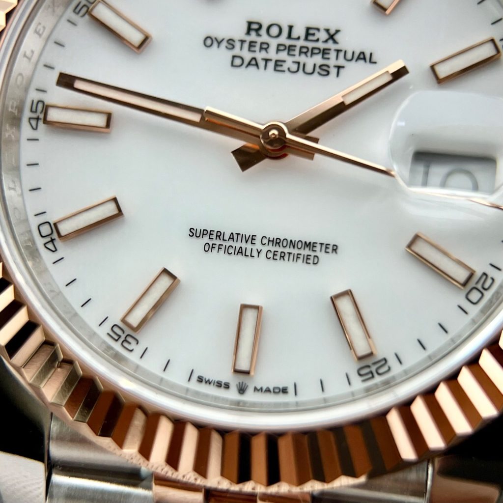 Rolex DateJust 126331 Demi Rose Cadran blanc 41 mm