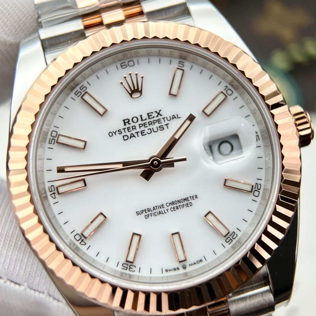 Rolex DateJust 126331 Demi Rose Cadran blanc 41 mm