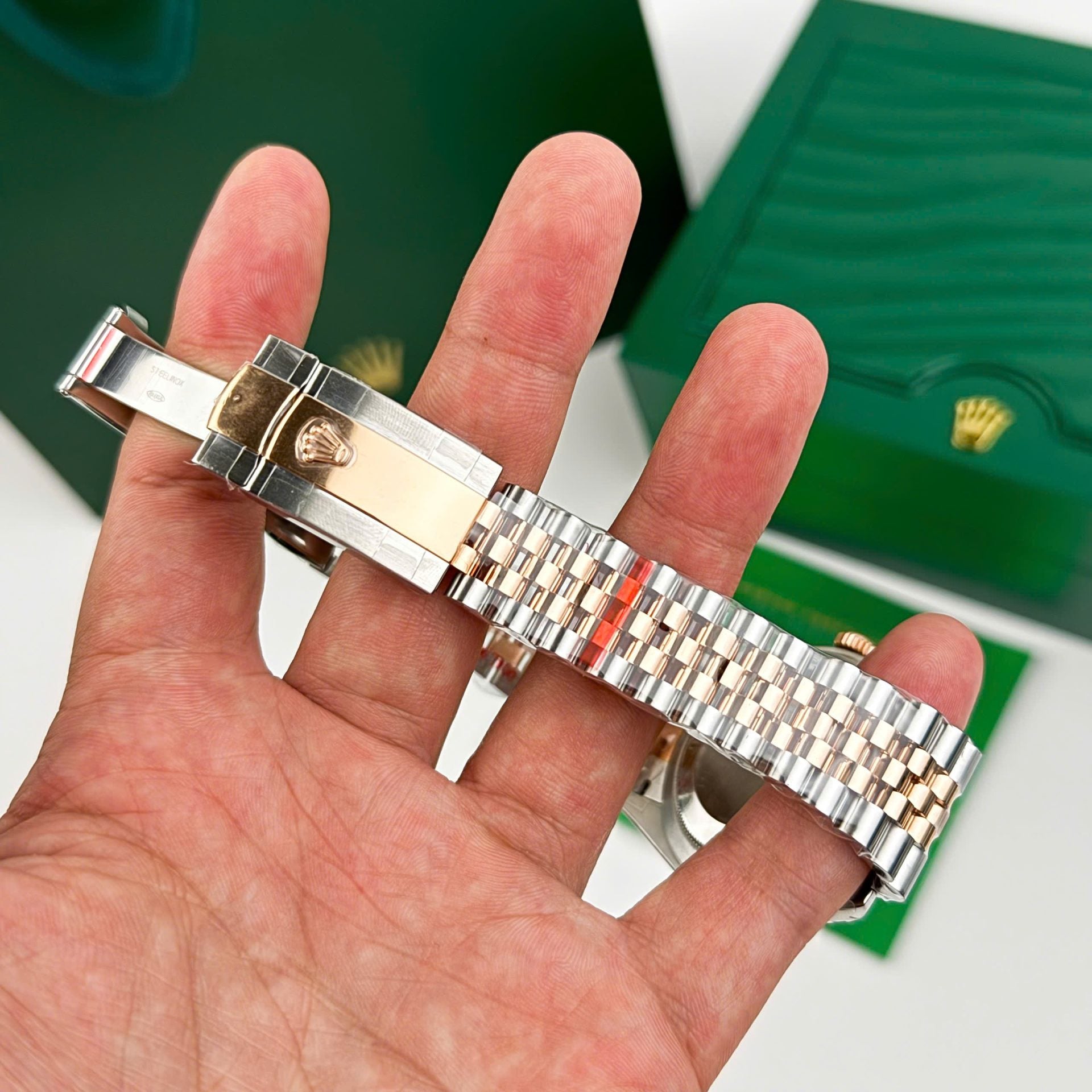 Rolex DateJust 126331 Cadran chocolat jubilé bracelet 41mm