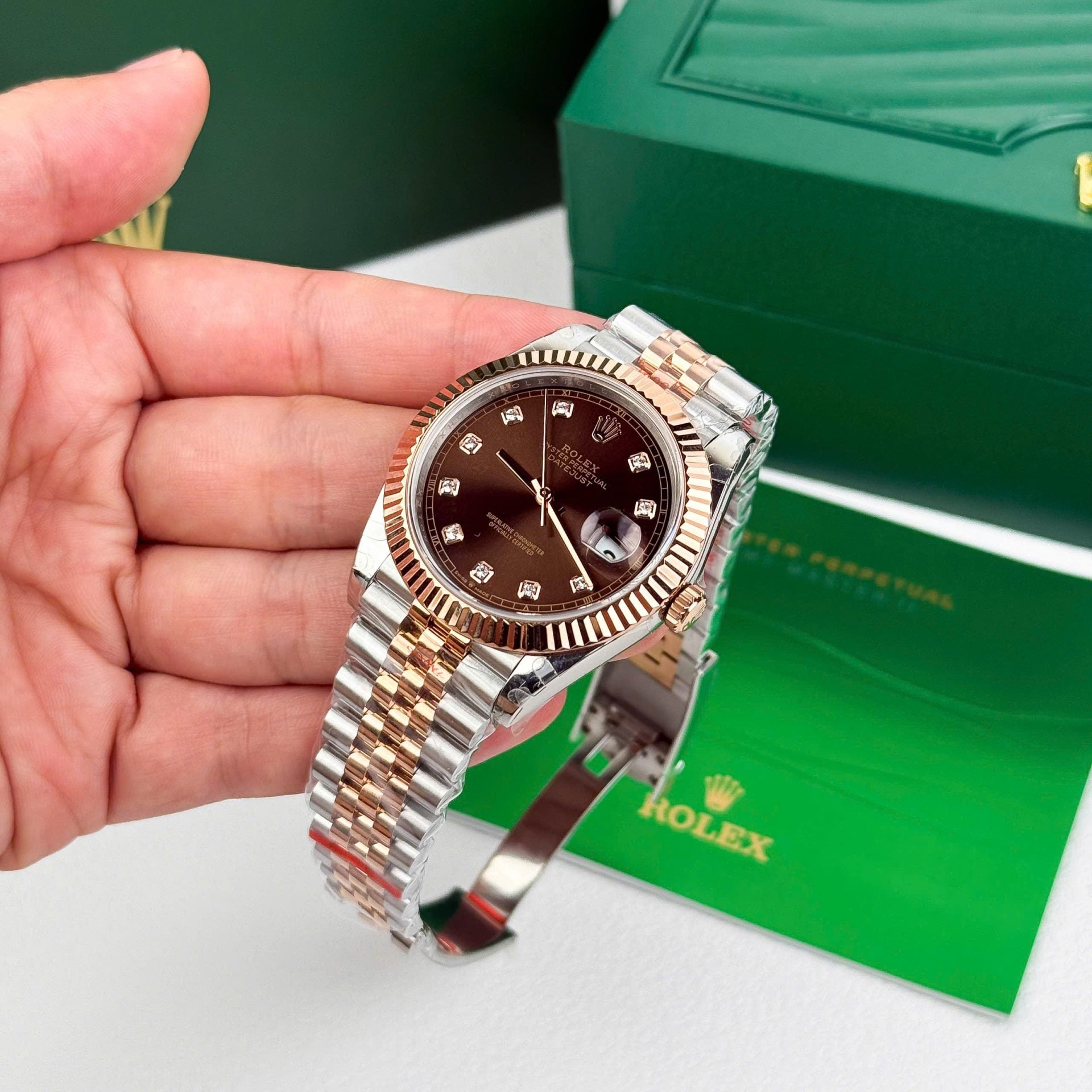Rolex DateJust 126331 Cadran chocolat jubilé bracelet 41mm