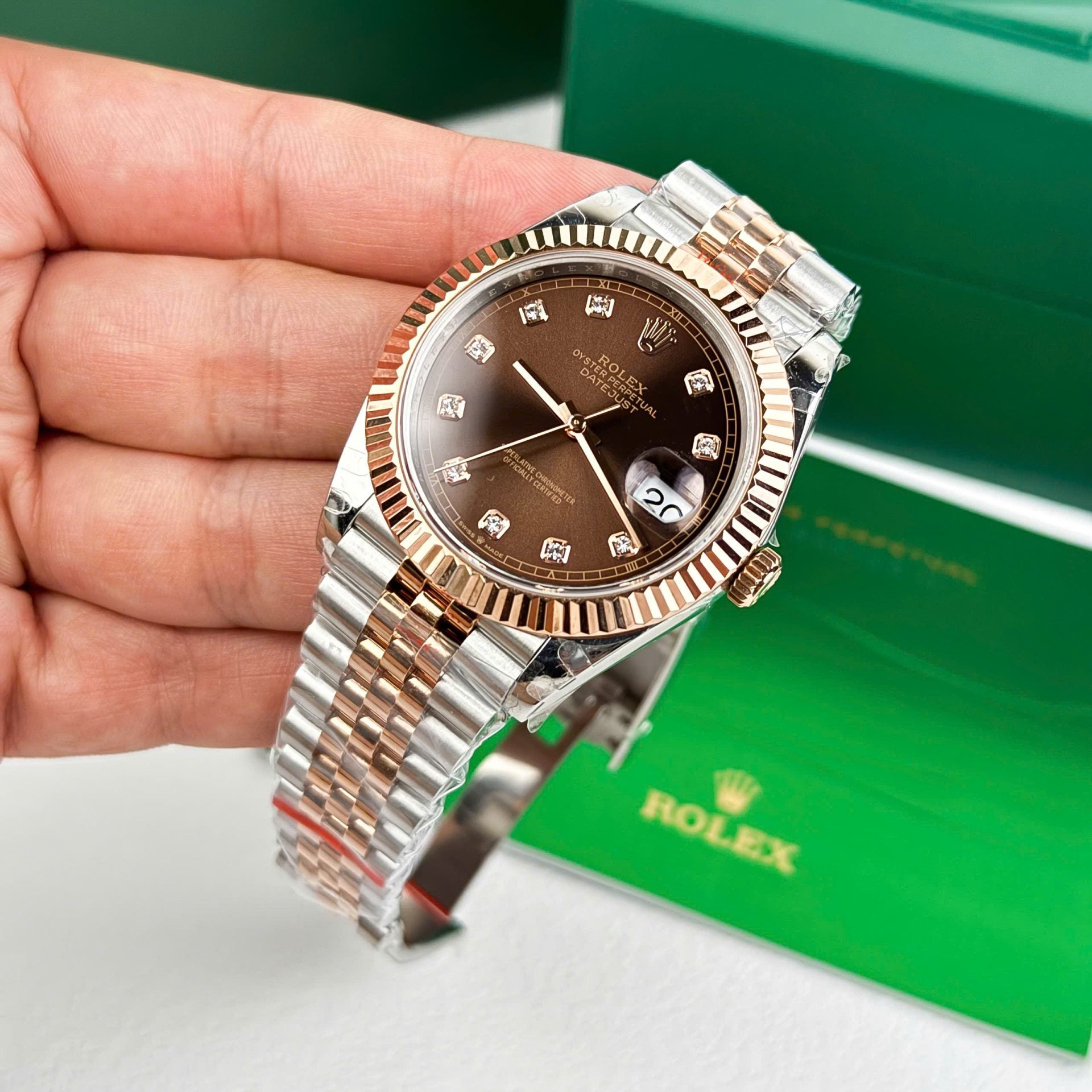 Rolex DateJust 126331 Cadran chocolat jubilé bracelet 41mm