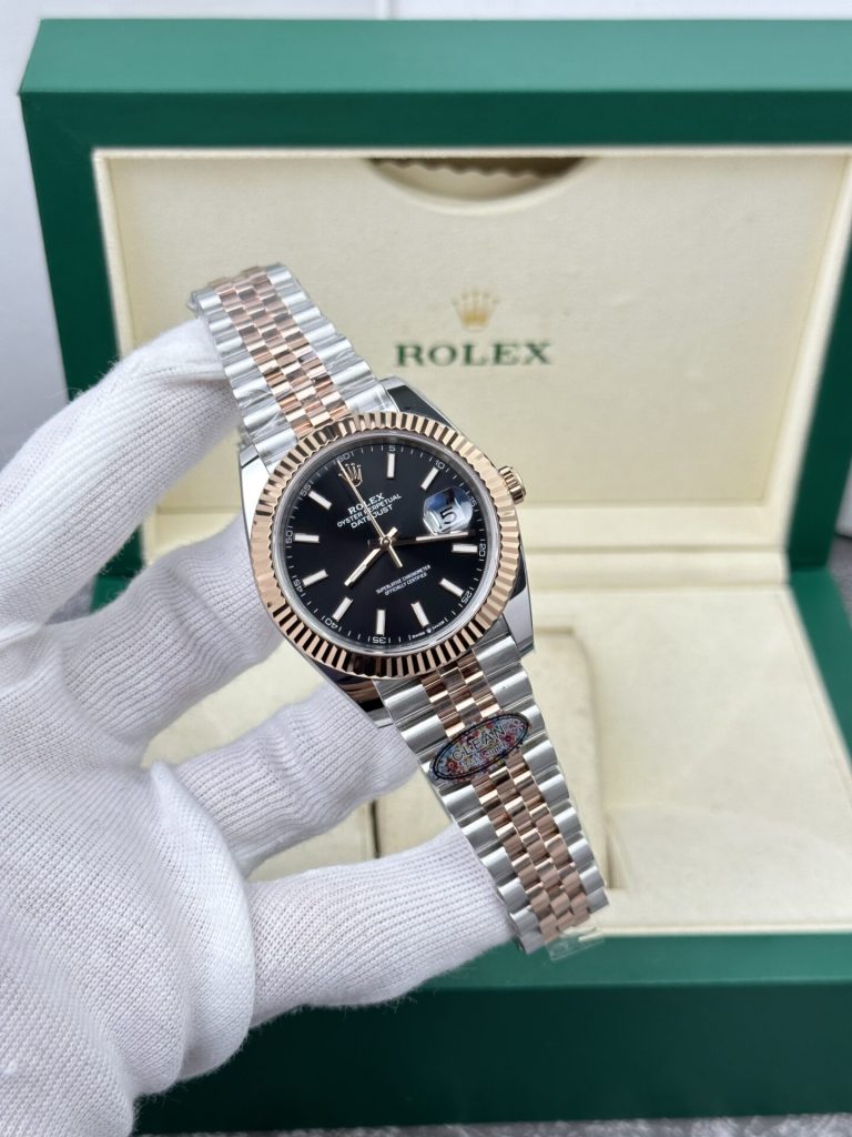 Rolex DateJust 126331 Cadran noir 41 mm