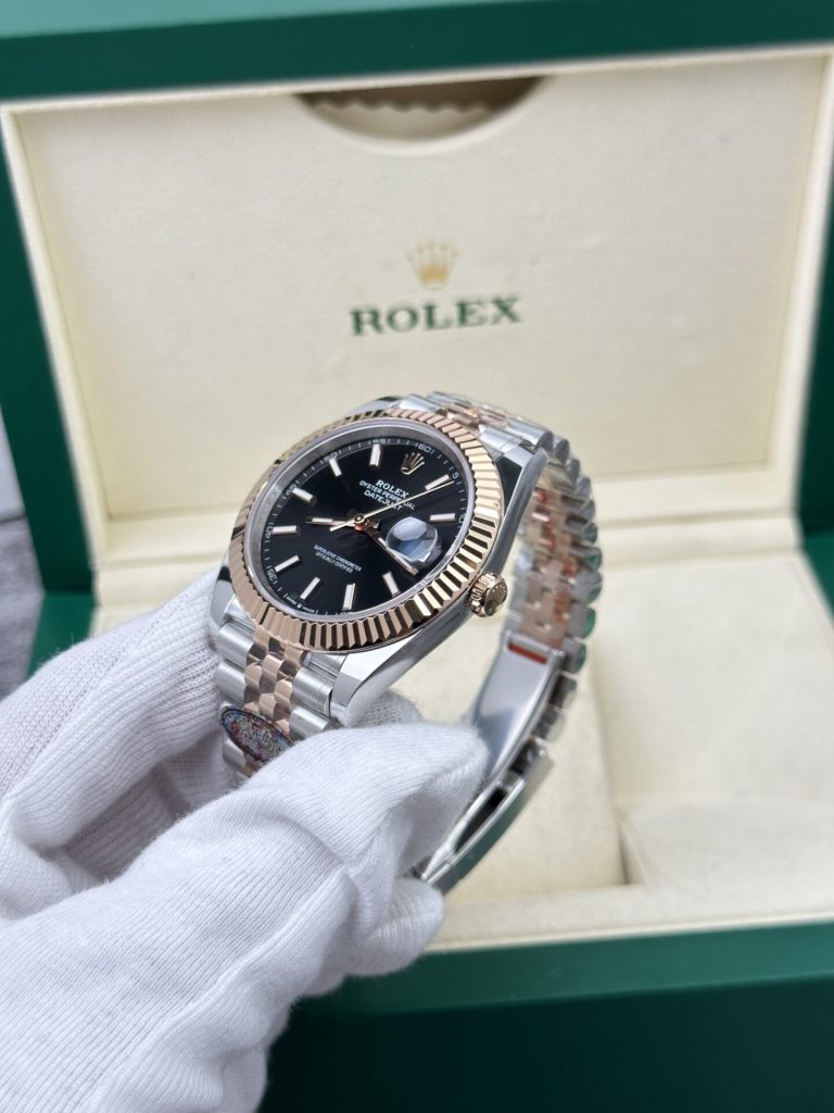 Rolex DateJust 126331 Cadran noir 41 mm