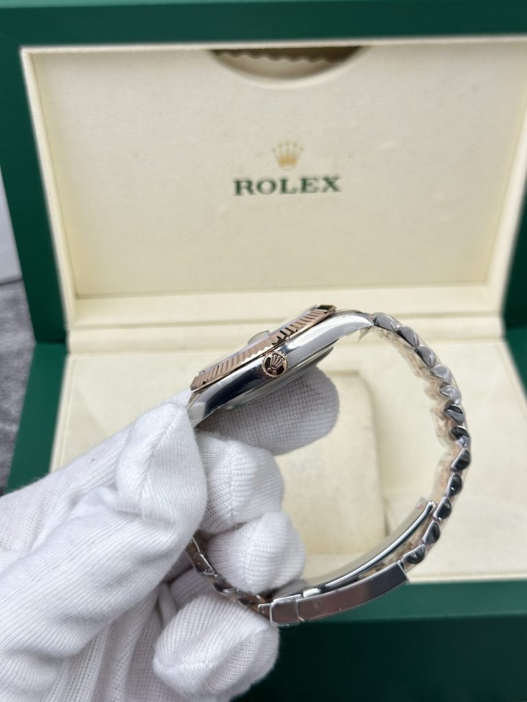 Rolex DateJust 126331 Cadran noir 41 mm