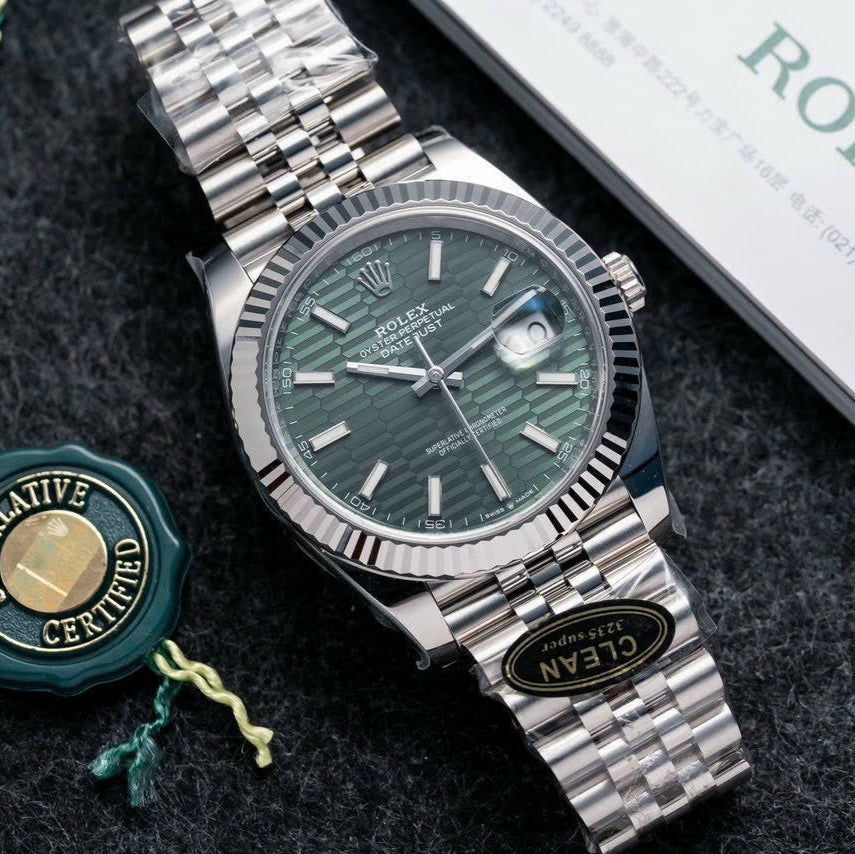 Rolex DateJust 126334 Cadran vert jubilé bracelet 41mm
