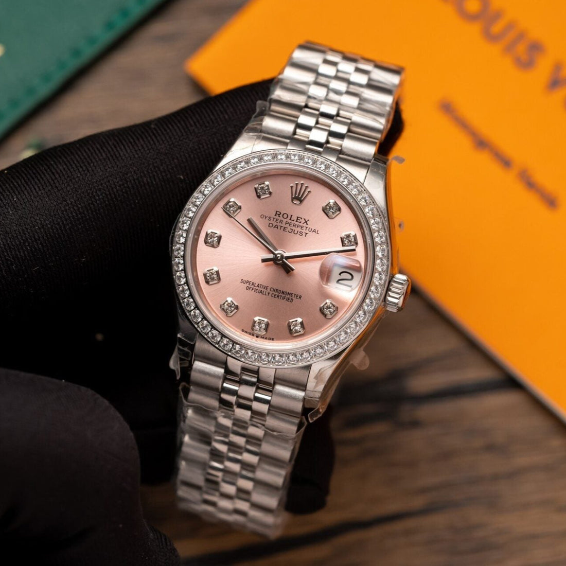 Rolex Clone Watch DateJust 278273 Pink Dial Jubilee Strap 31mm